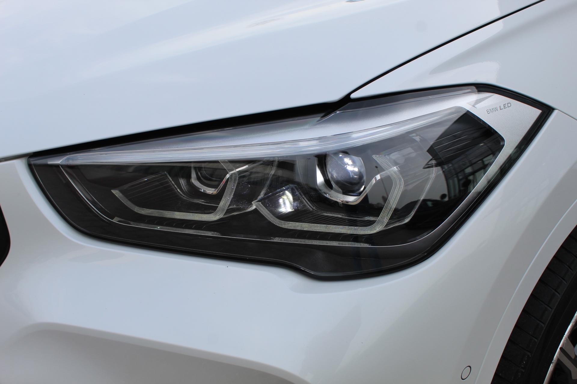 Foto van BMW X1 Xdrive25e
