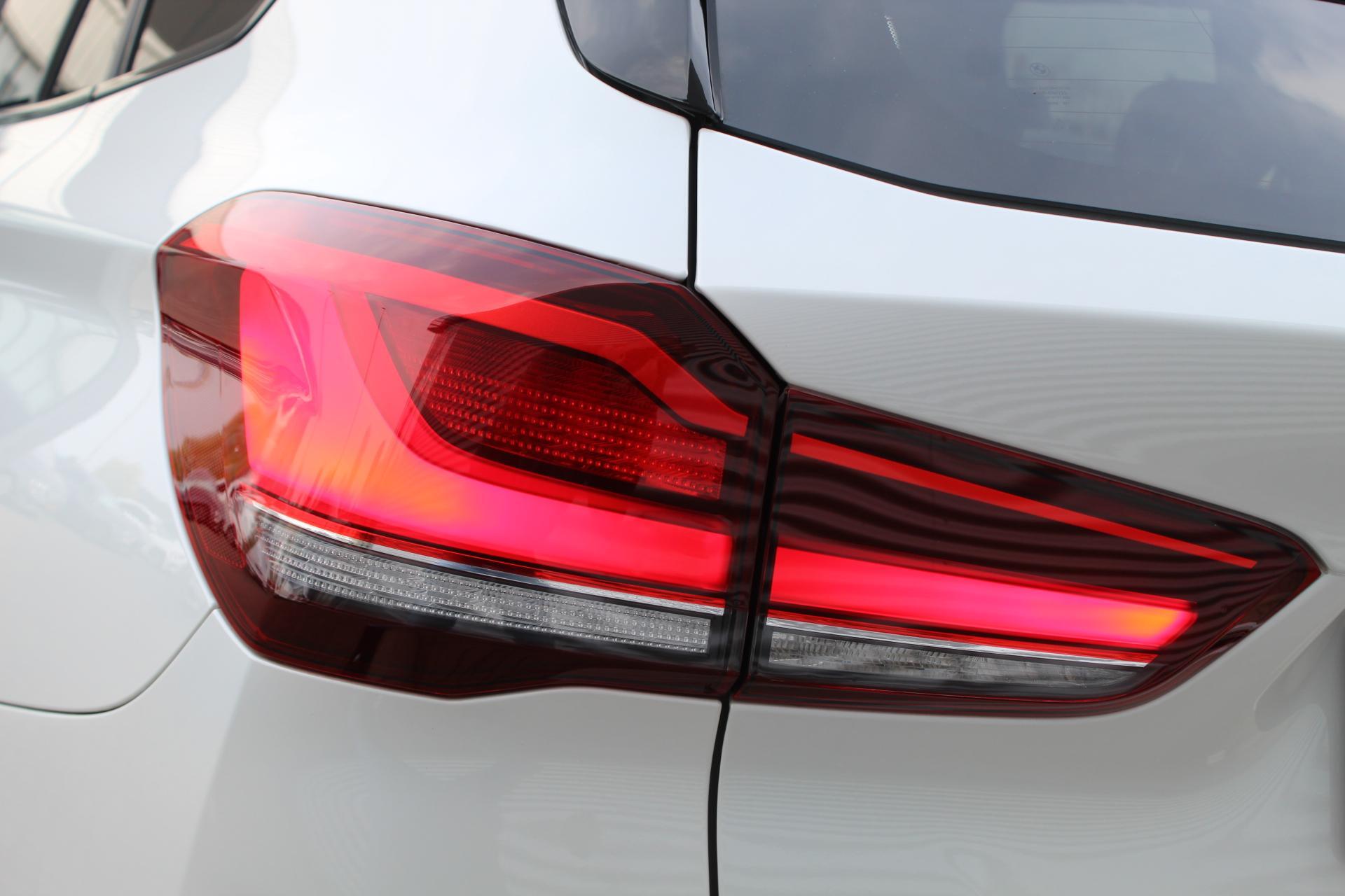 Foto van BMW X1 Xdrive25e
