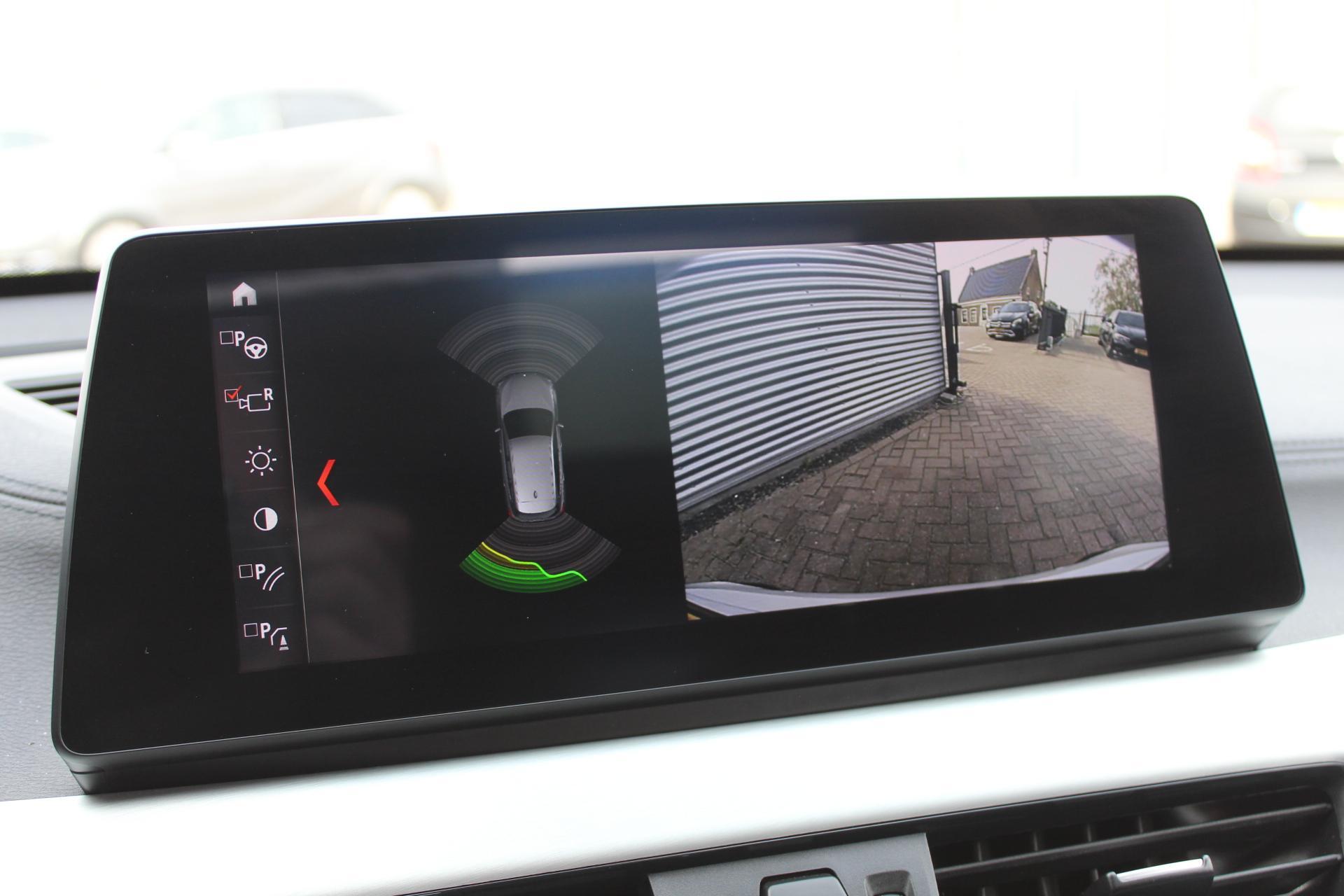 Foto van BMW X1 Xdrive25e