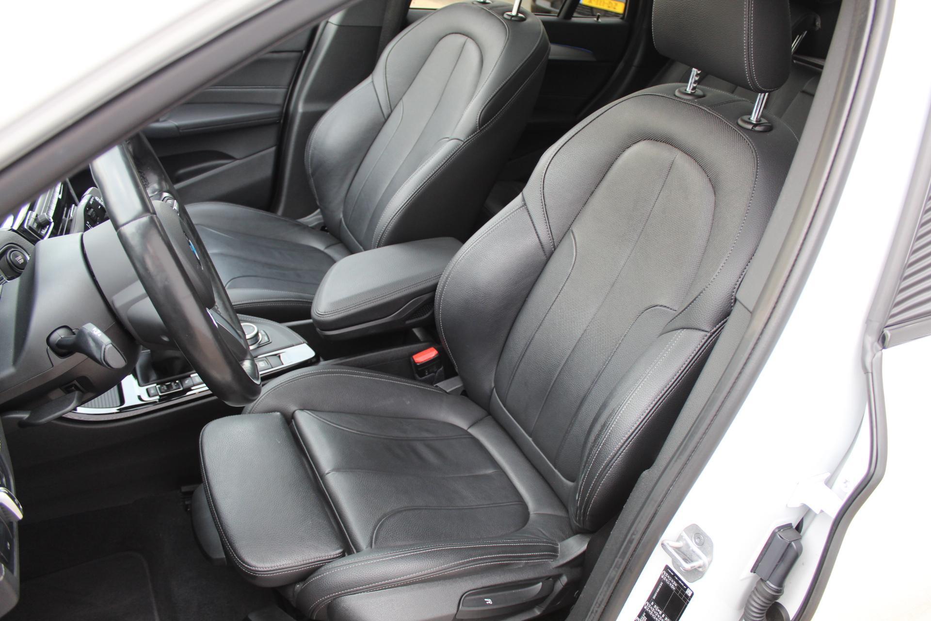 Foto van BMW X1 Xdrive25e