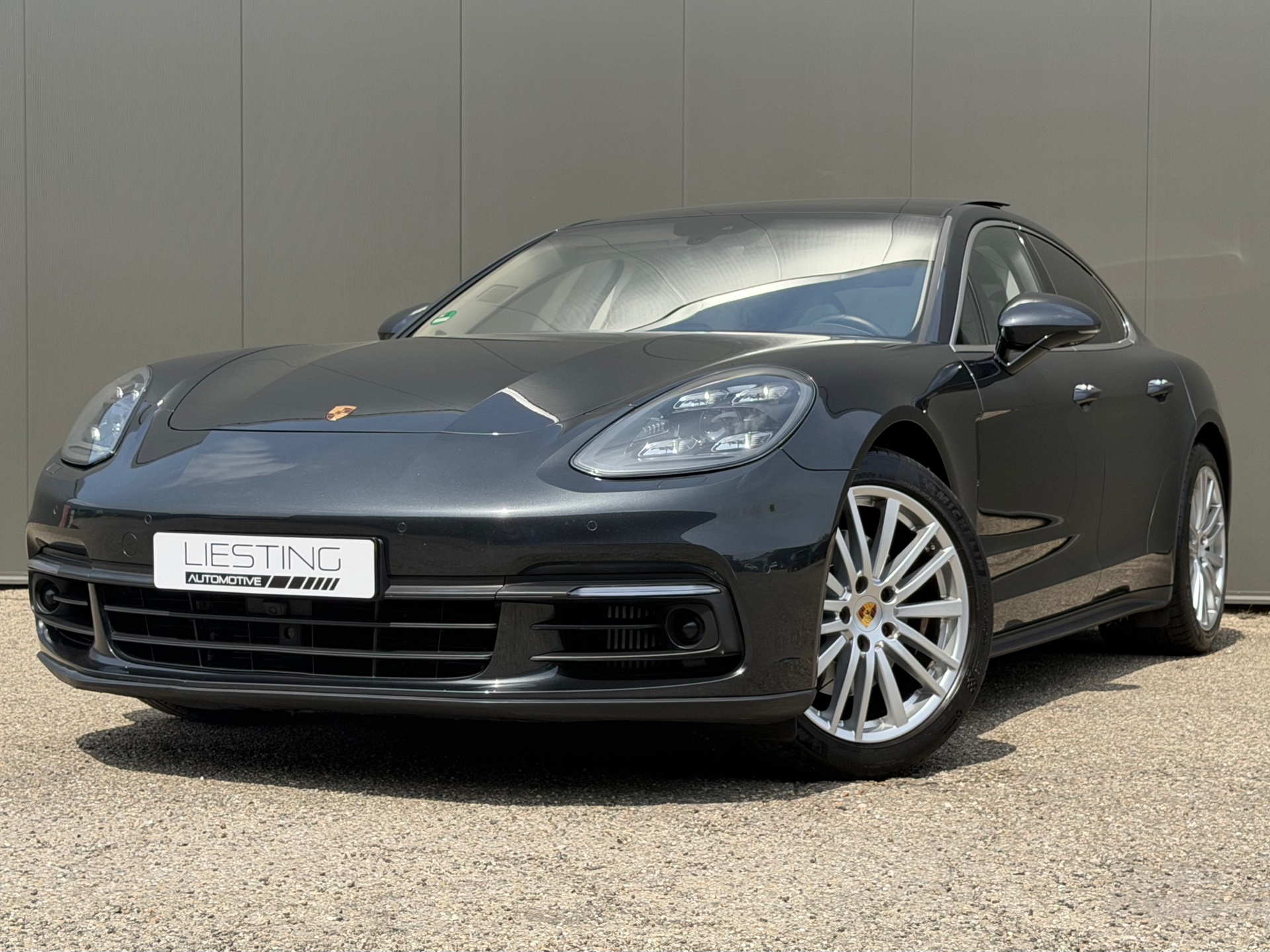 Foto van PORSCHE PANAMERA 4S