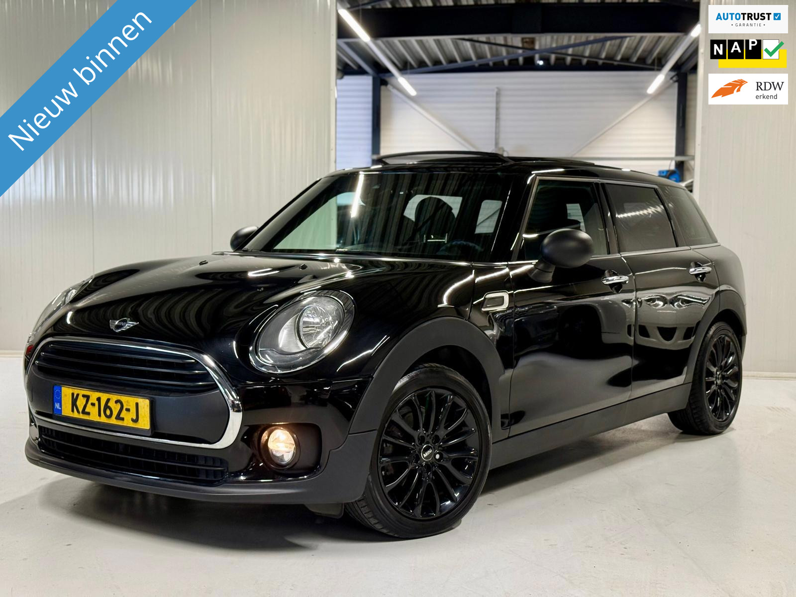 Foto van MINI CLUBMAN ONE
