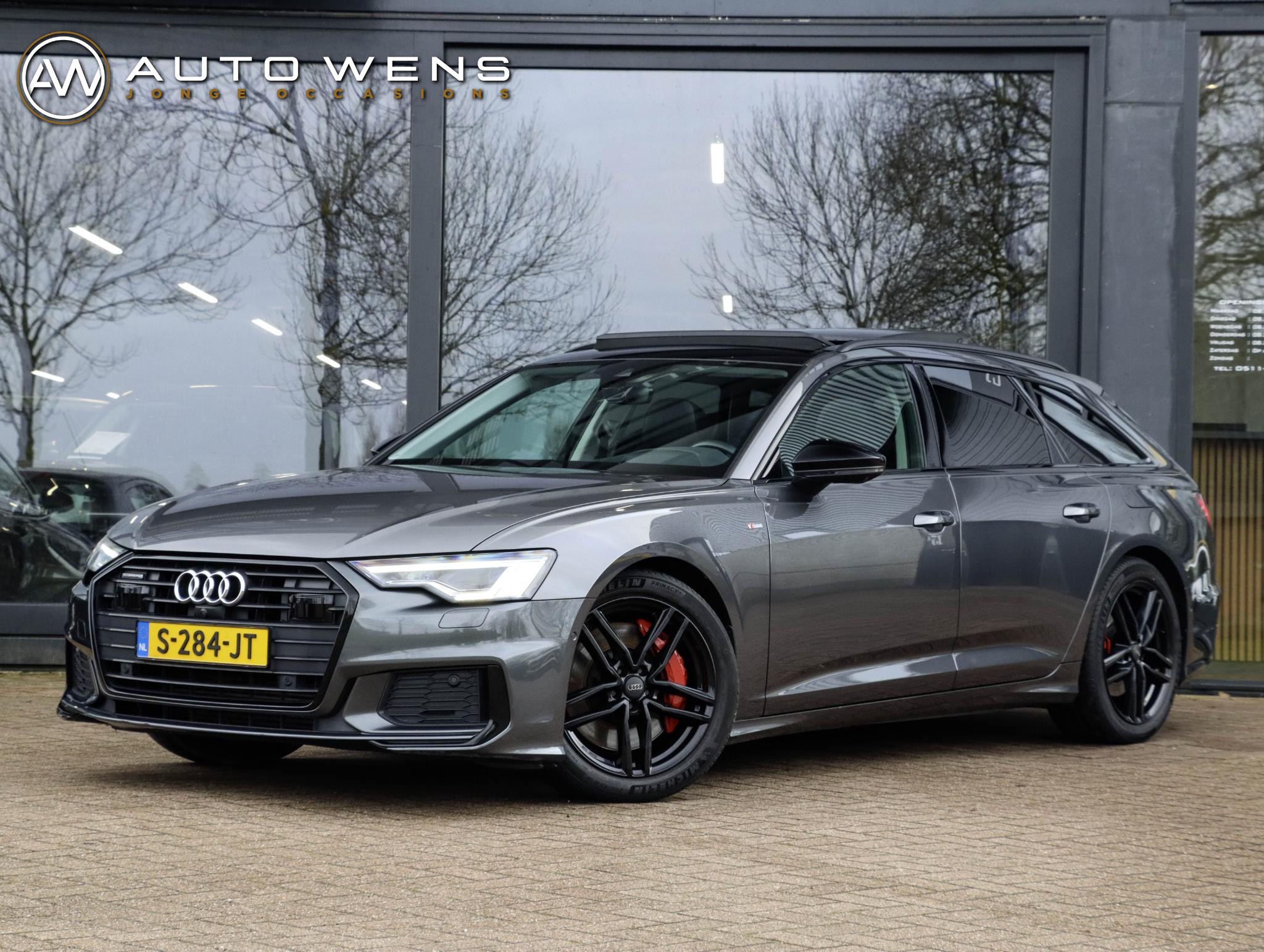Audi A6 Avant 55 TFSI E 55 TFSIe Quattro S Line Competition 367pk 2022 - voorkant