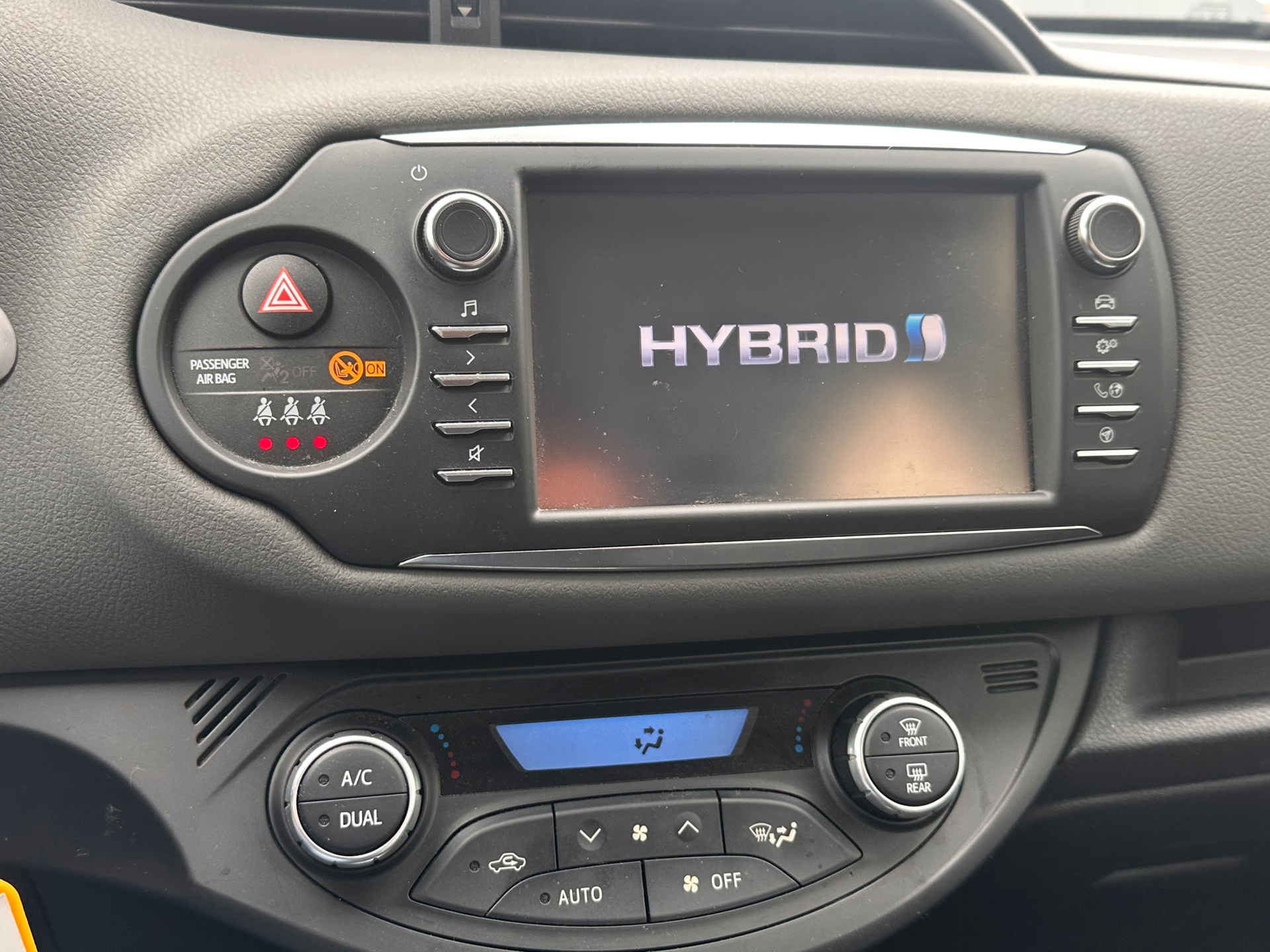 Foto van Toyota Toyota Yaris Hybrid