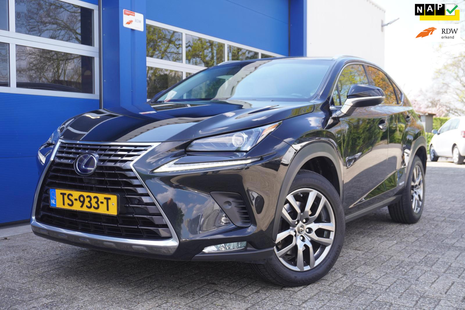 Foto van LEXUS LEXUS NX300H
