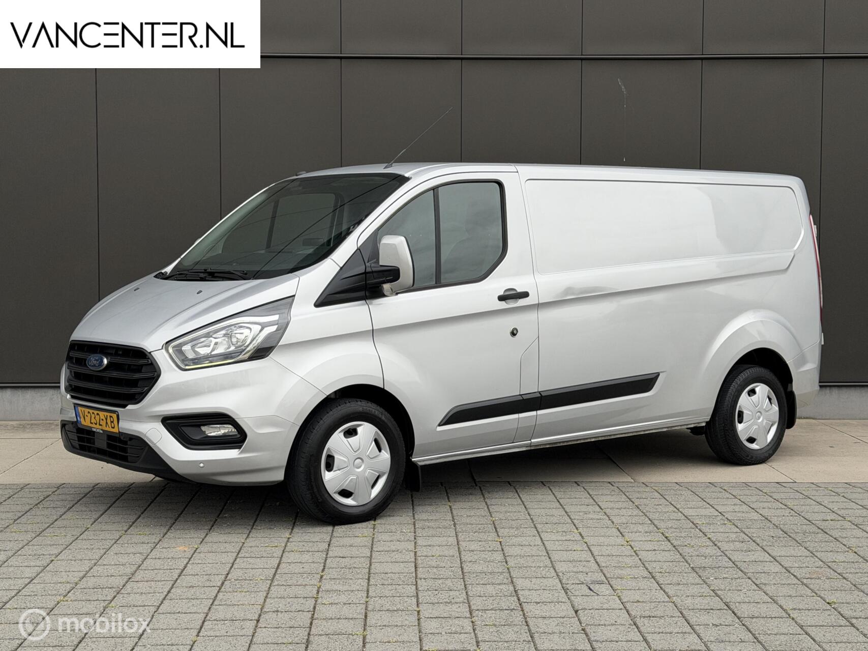Ford Transit Custom 2.0 TDCI 131PK Automaat L2 Carplay Airco 2019 - voorkant
