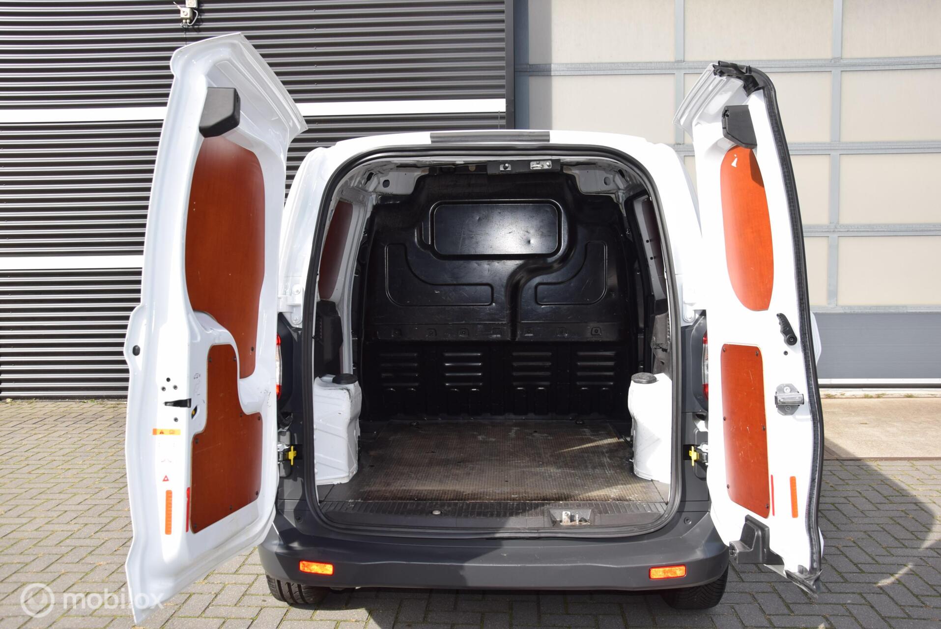 Foto van Ford Transit Courier