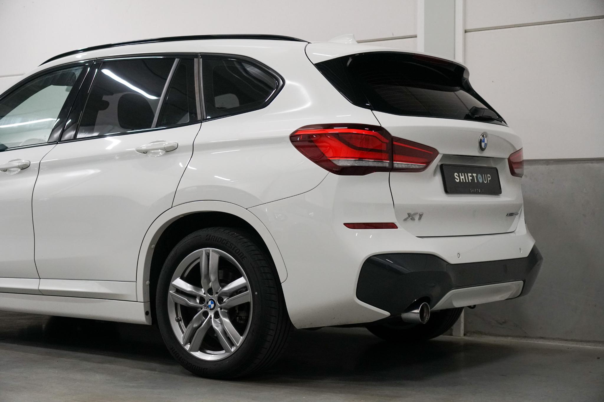 Foto van BMW X1 Xdrive25e