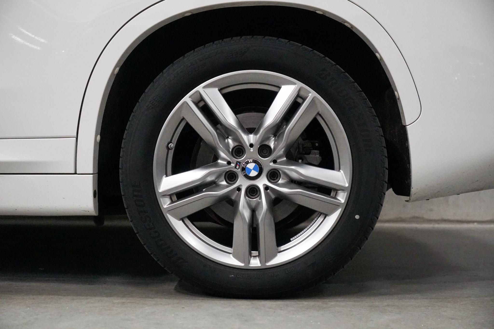 Foto van BMW X1 Xdrive25e