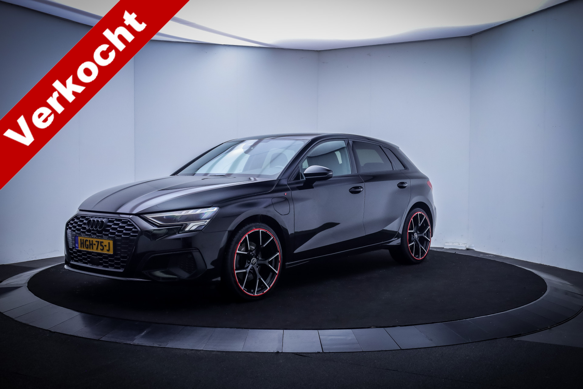 Audi A3 40 TFSIe 40TFSI e Business edition 2021 - voorkant