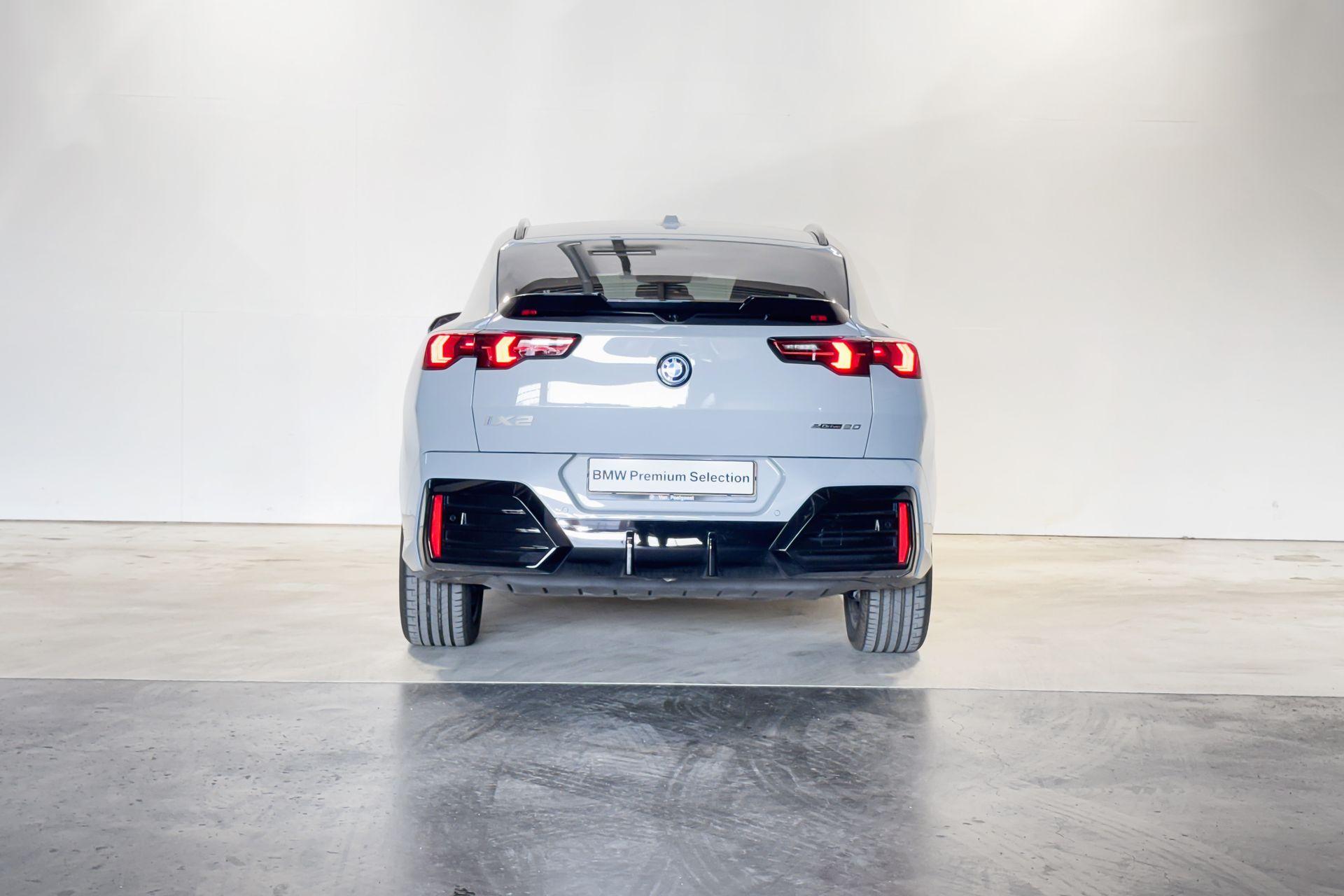 Foto van BMW Ix2 Edrive20
