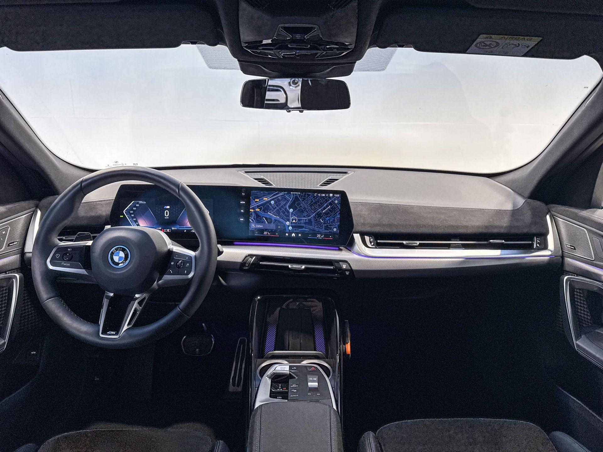 Foto van BMW Ix2 Edrive20