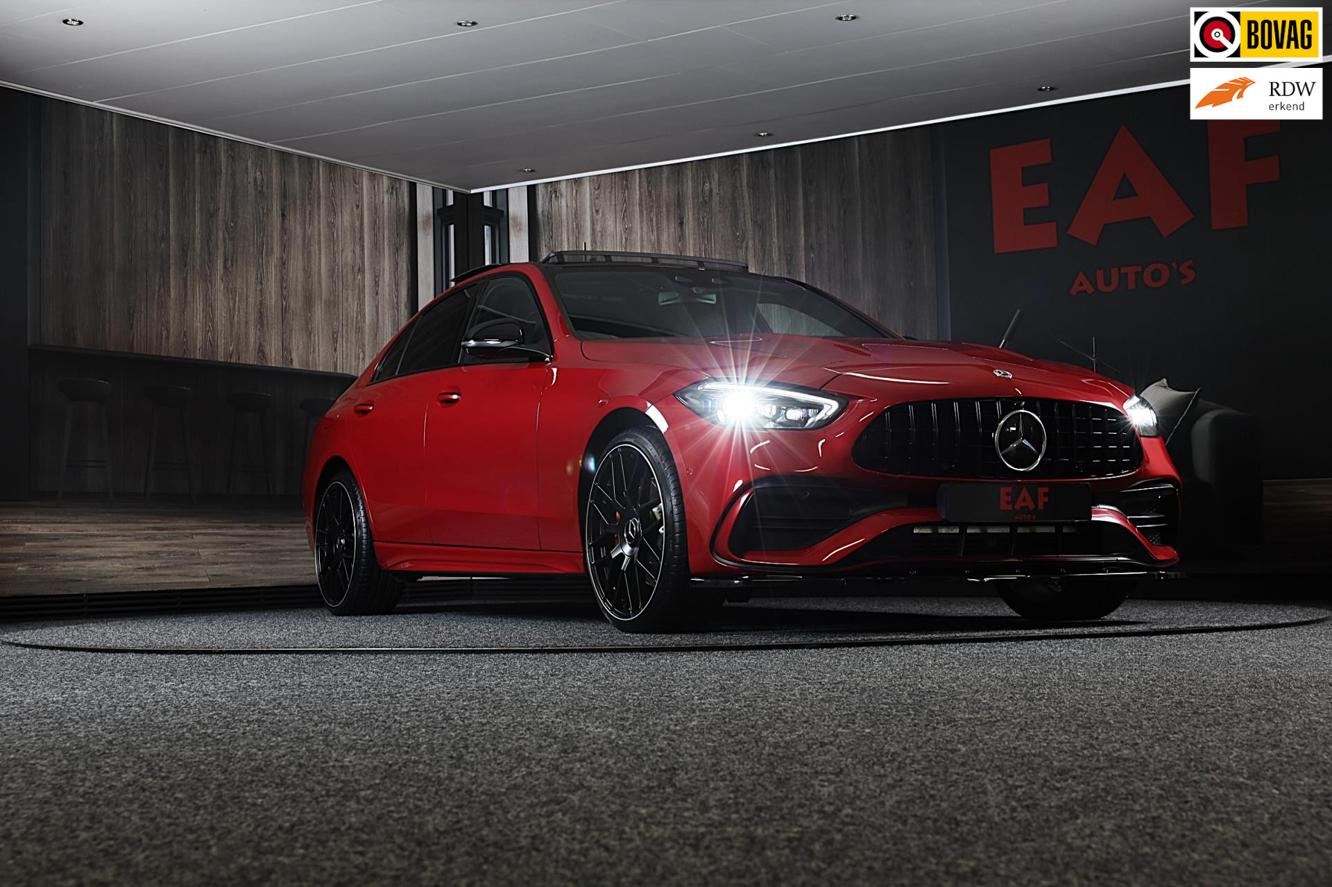Mercedes-Benz C 300 E 300 e AMG 63 Look / Burmester / Head Up / 360 Camera / Acc / Elek Stoelen / Full Leder / Open Pano / 20 Inc 2024 - voorkant