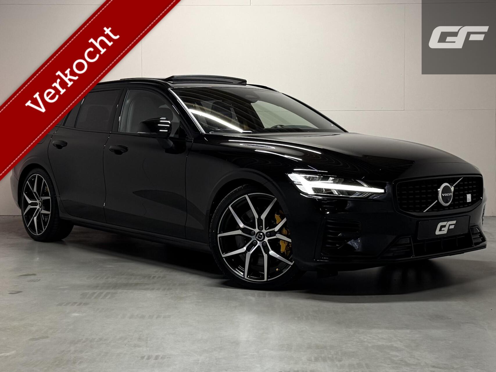Volvo V60 2.0 T8 Plug-in hybrid AWD Polestar Engineered B&W 2023 - voorkant