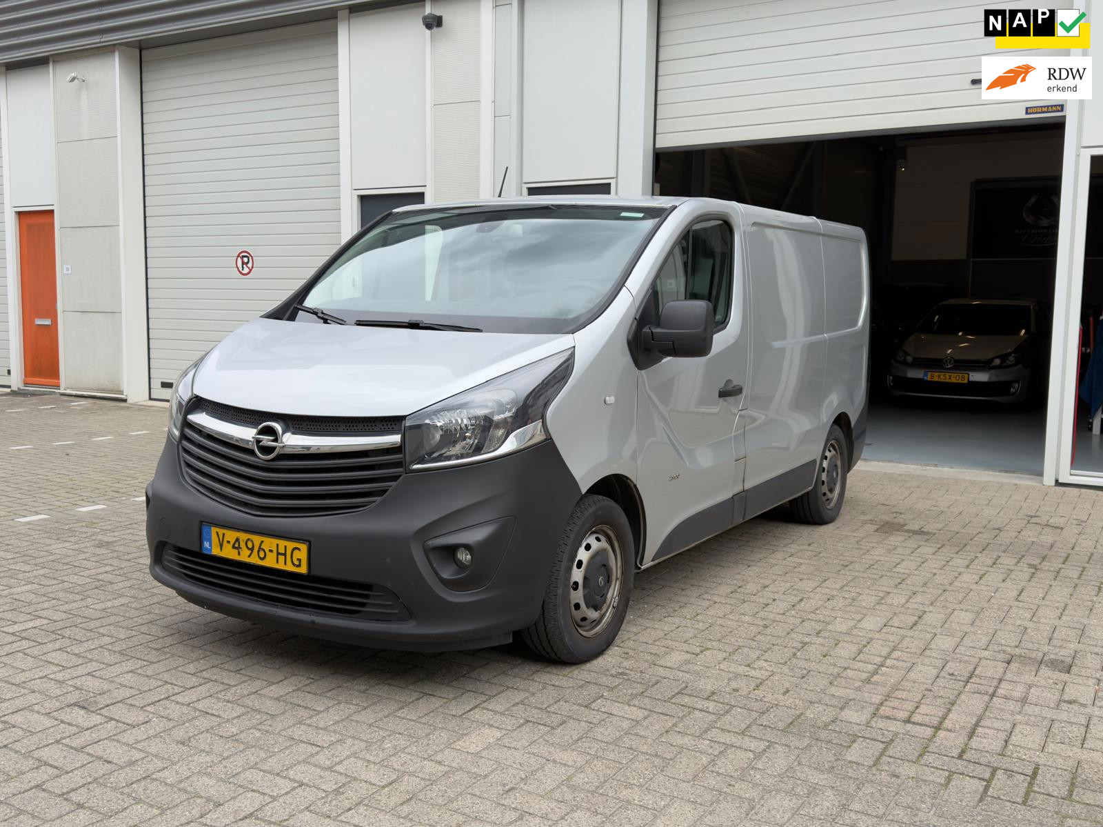Foto van OPEL VIVARO-B