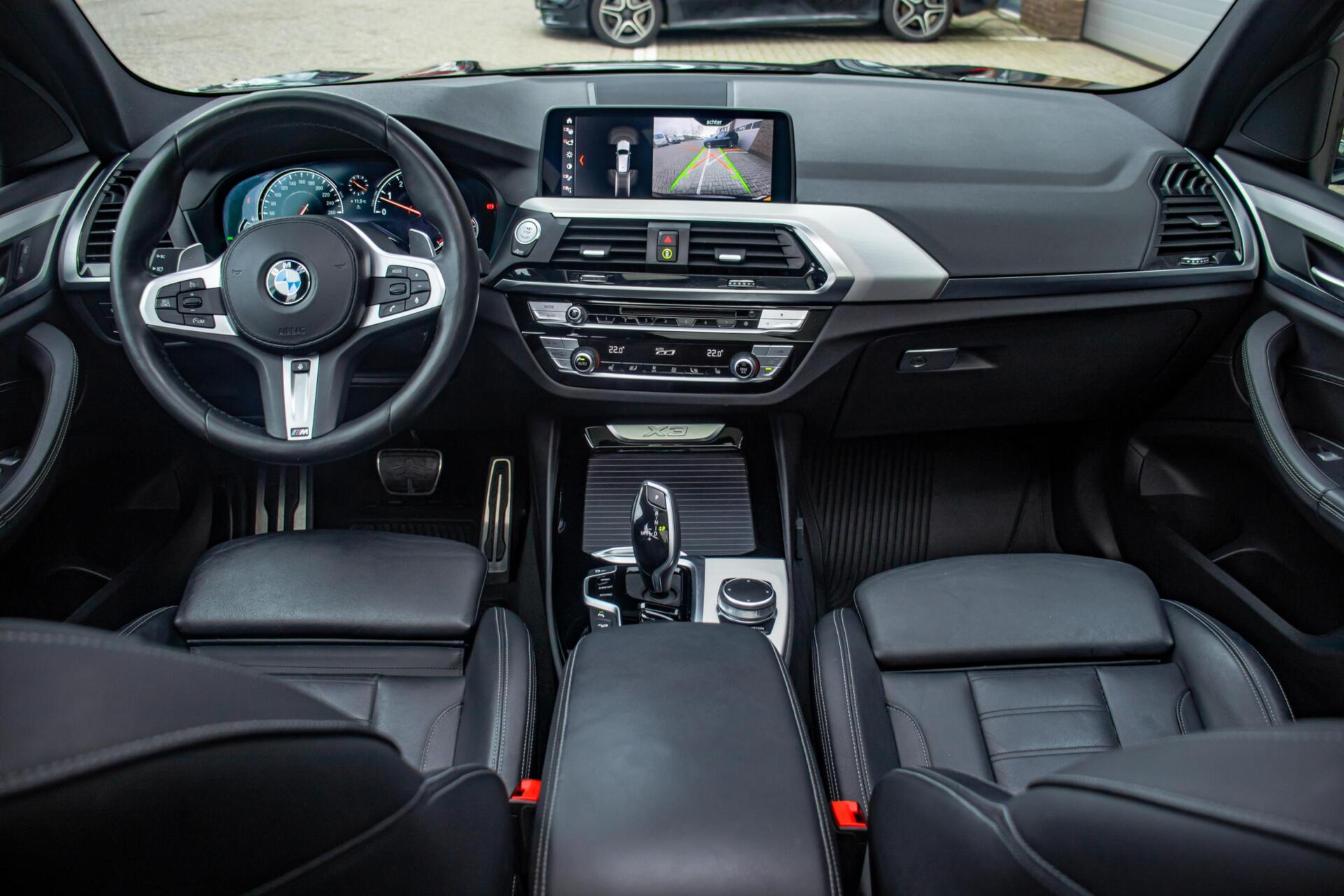 Foto van BMW X3 Xdrive20i