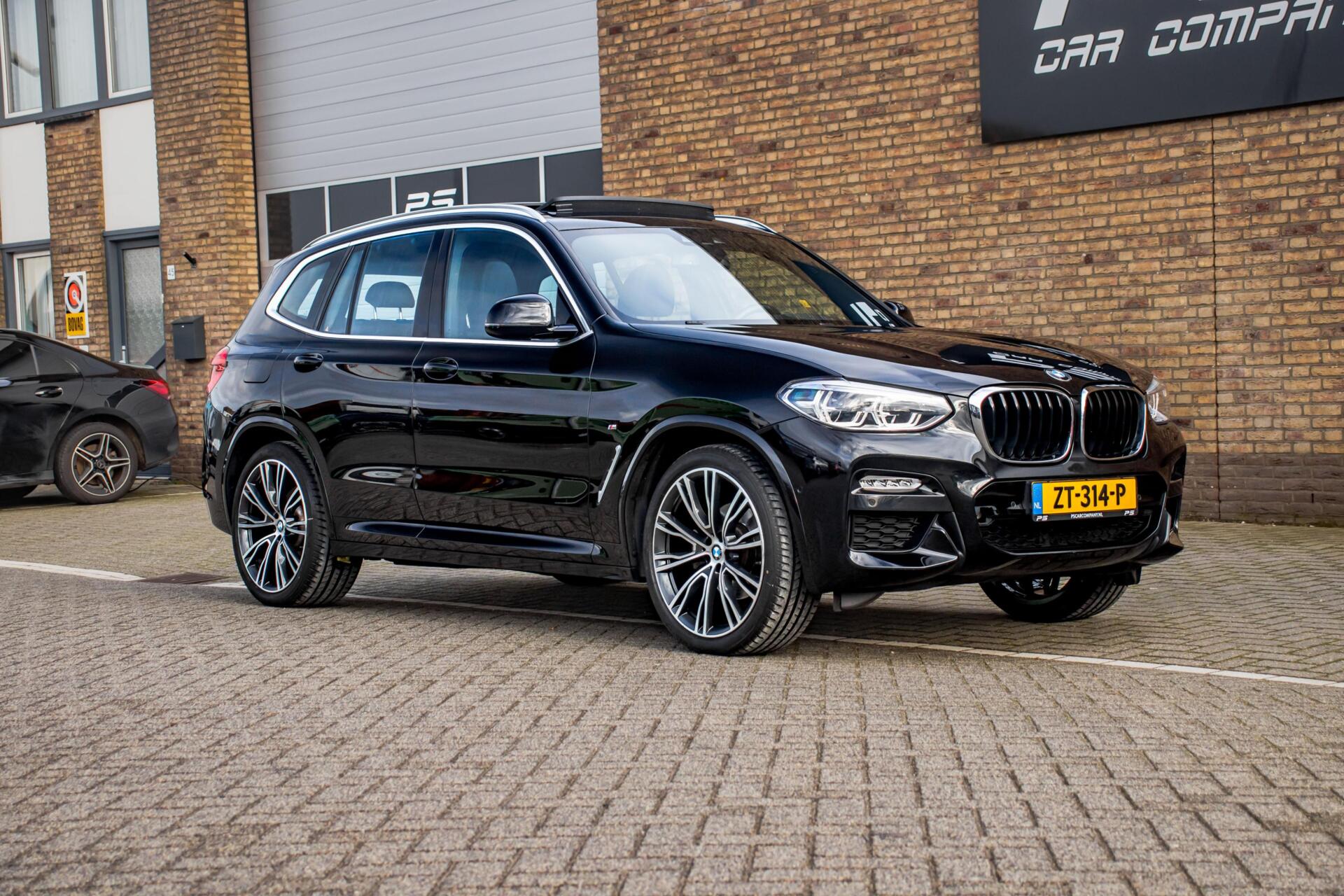 Foto van BMW X3 Xdrive20i