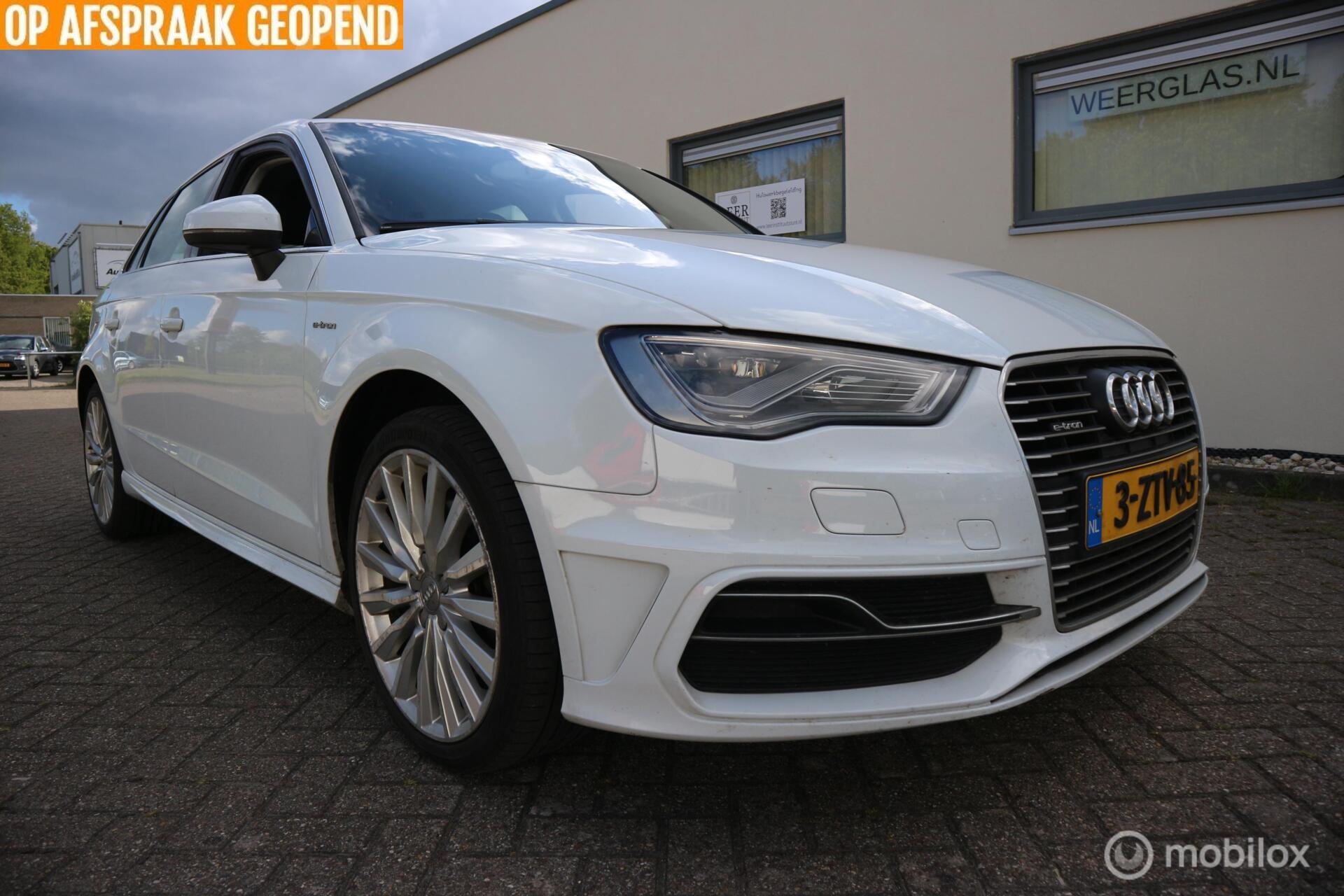 Audi A3 Sportback E-tron 1.4 e-tron PHEV ECC/NAVIGATIE/TREKHAAK/NAP 2015 - voorkant