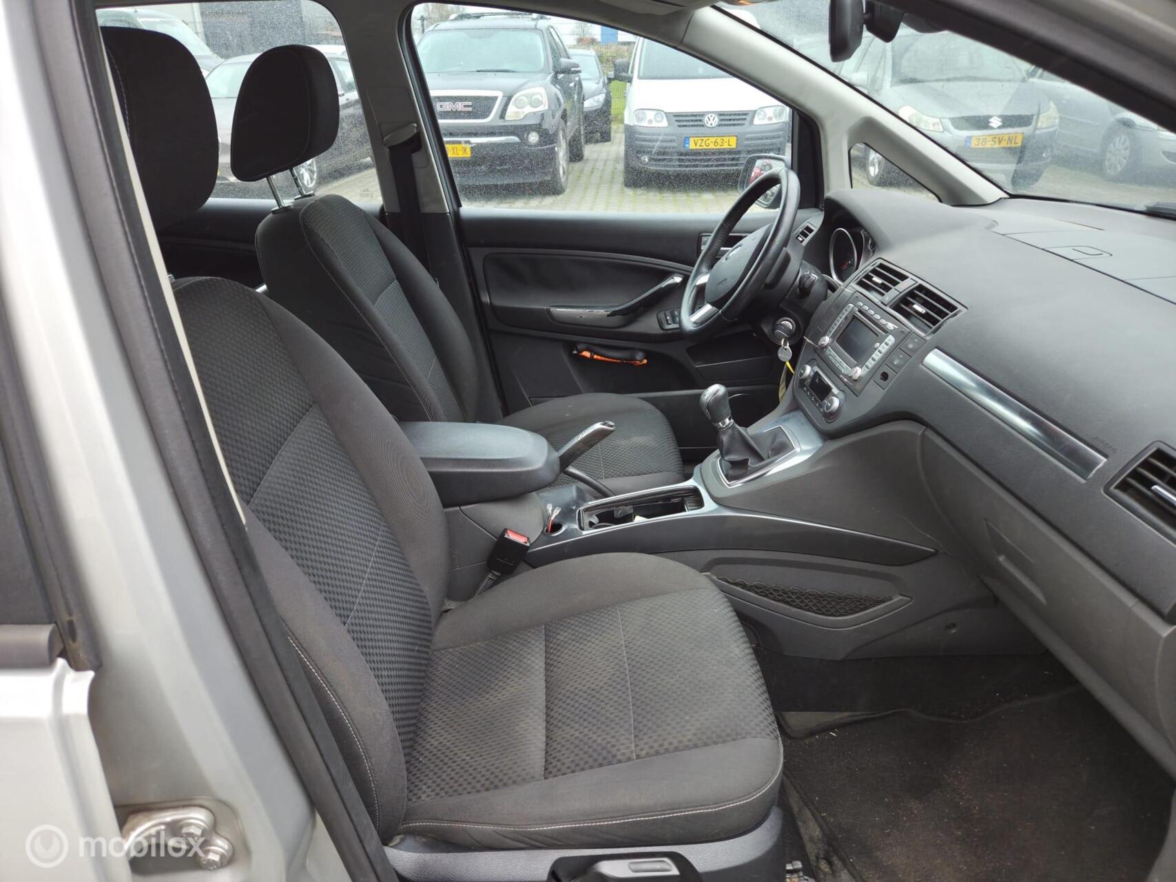 Foto van Ford C-max