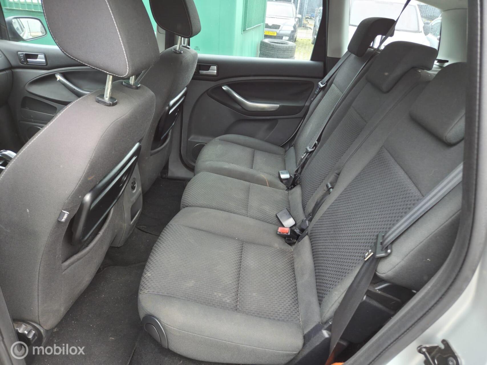 Foto van Ford C-max