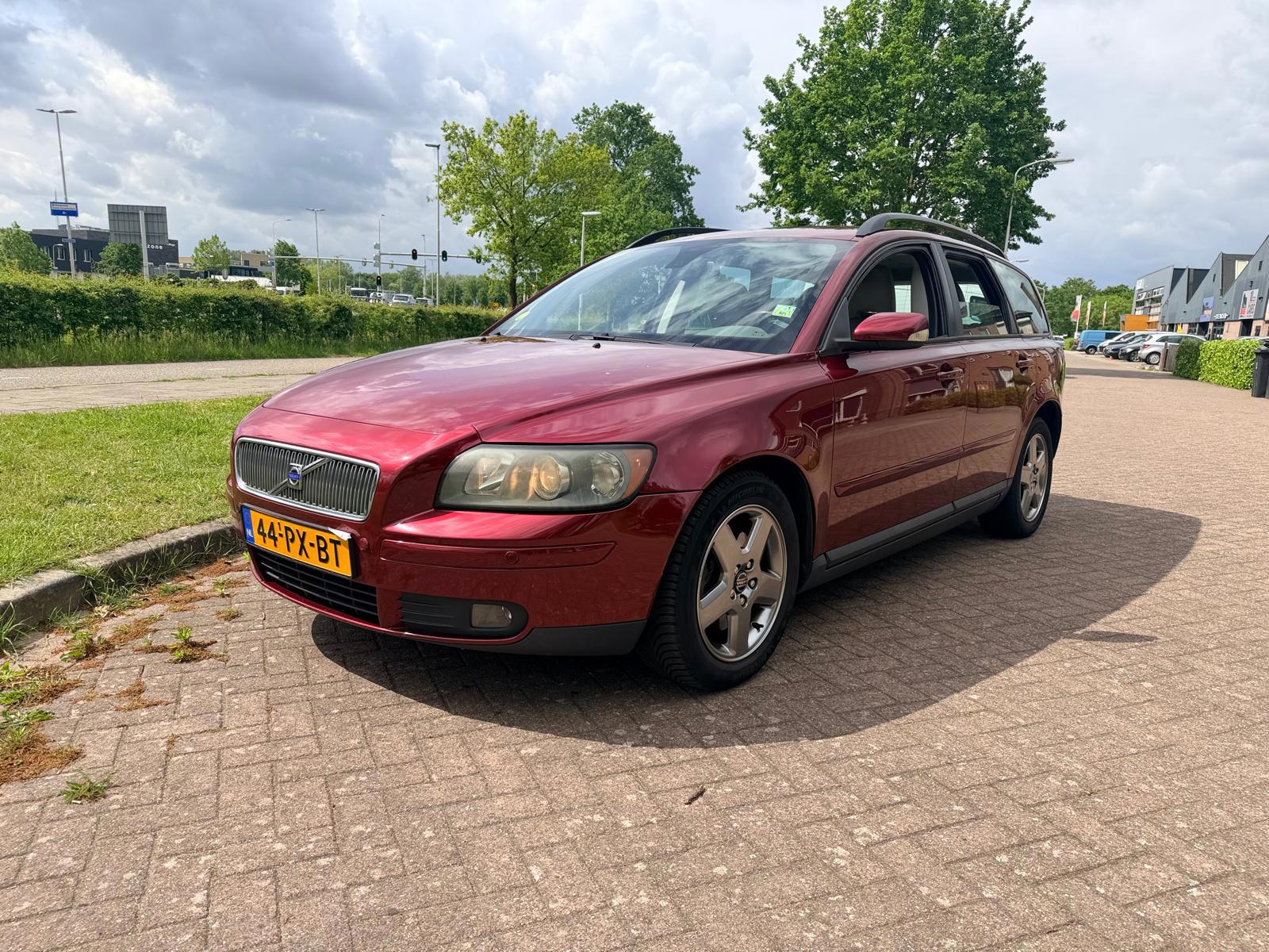 Foto van VOLVO V50