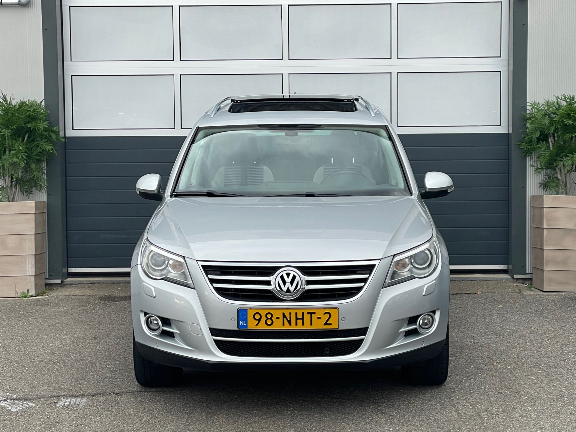 Volkswagen Tiguan 2.0 TSI Sport&Style 4Motion 2010 - voorkant