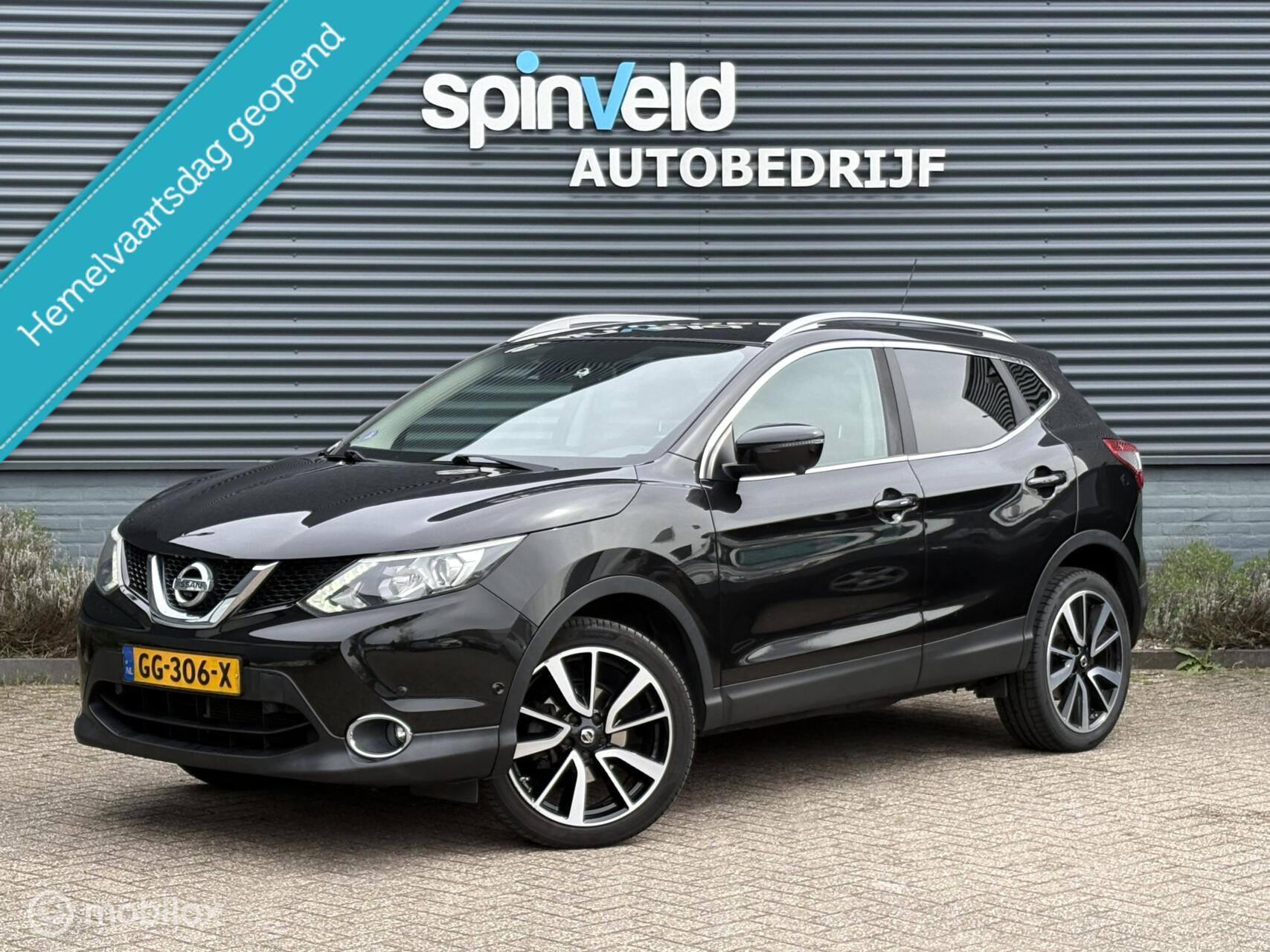 Nissan Nissan Qashqai 1.2 Tekna 17" - Navi - Trekhaak - Nap - 2015 - voorkant