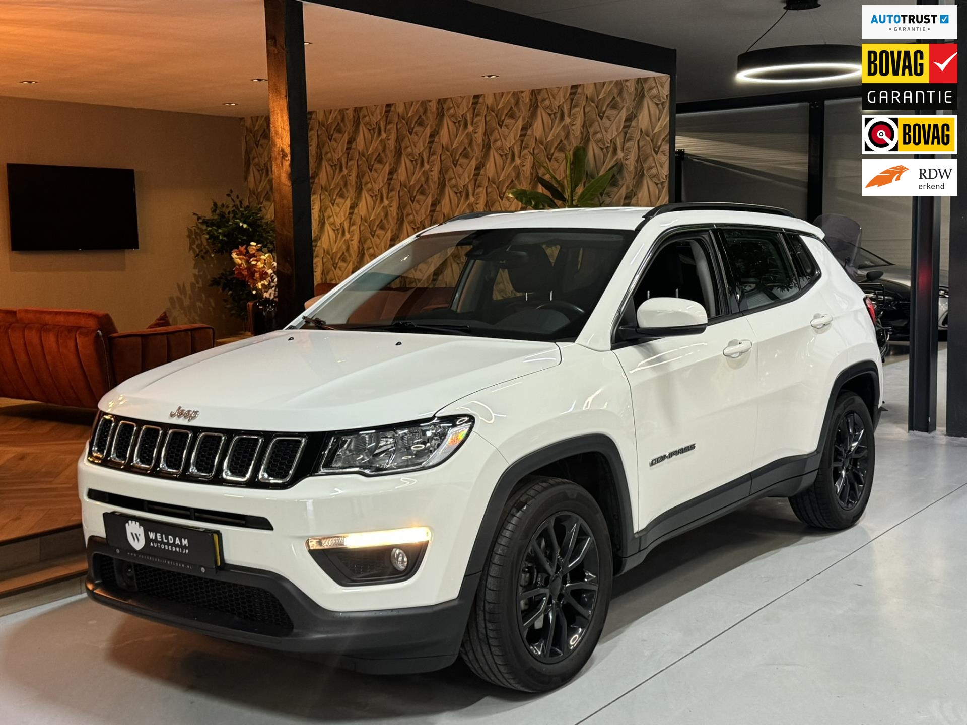 Jeep Compass 1.4 MultiAir Longitude NAP Garantie Trekhaak Camera Cruise Navi Clima Led Dab PDC Rijklaar 2019 - voorkant