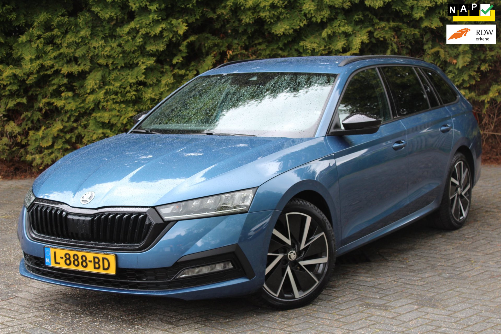 Skoda Octavia 1.0 e-TSI Sport Business 110PK Automaat | Navigatie | Trekhaak | Cruise Control | Apple/Android Carplay 2021 - voorkant