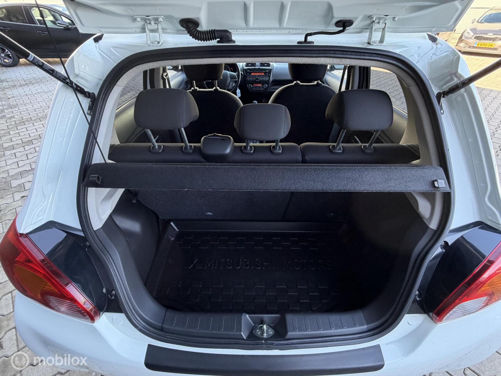Foto van Mitsubishi Mitsubishi Space Star