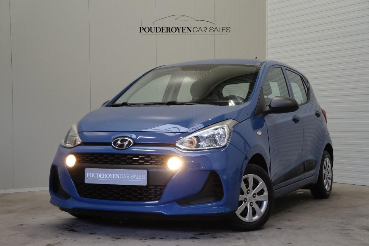 Hyundai I10 1.0i i-Motion / Airco / NL Auto / 1e Eig / Dealeronderhouden / 4 Seizoensbanden / Parkeersensoren 2017 - voorkant