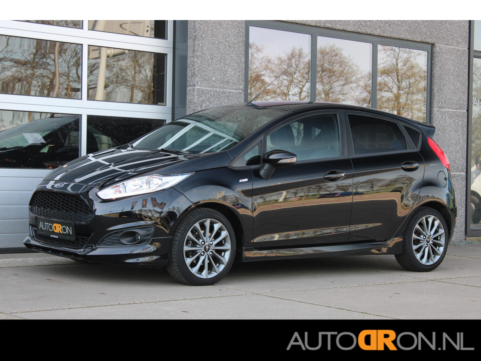 Ford Fiesta 1.0 EcoBoost 101 Pk 5 Deurs ST Line 2017 - voorkant