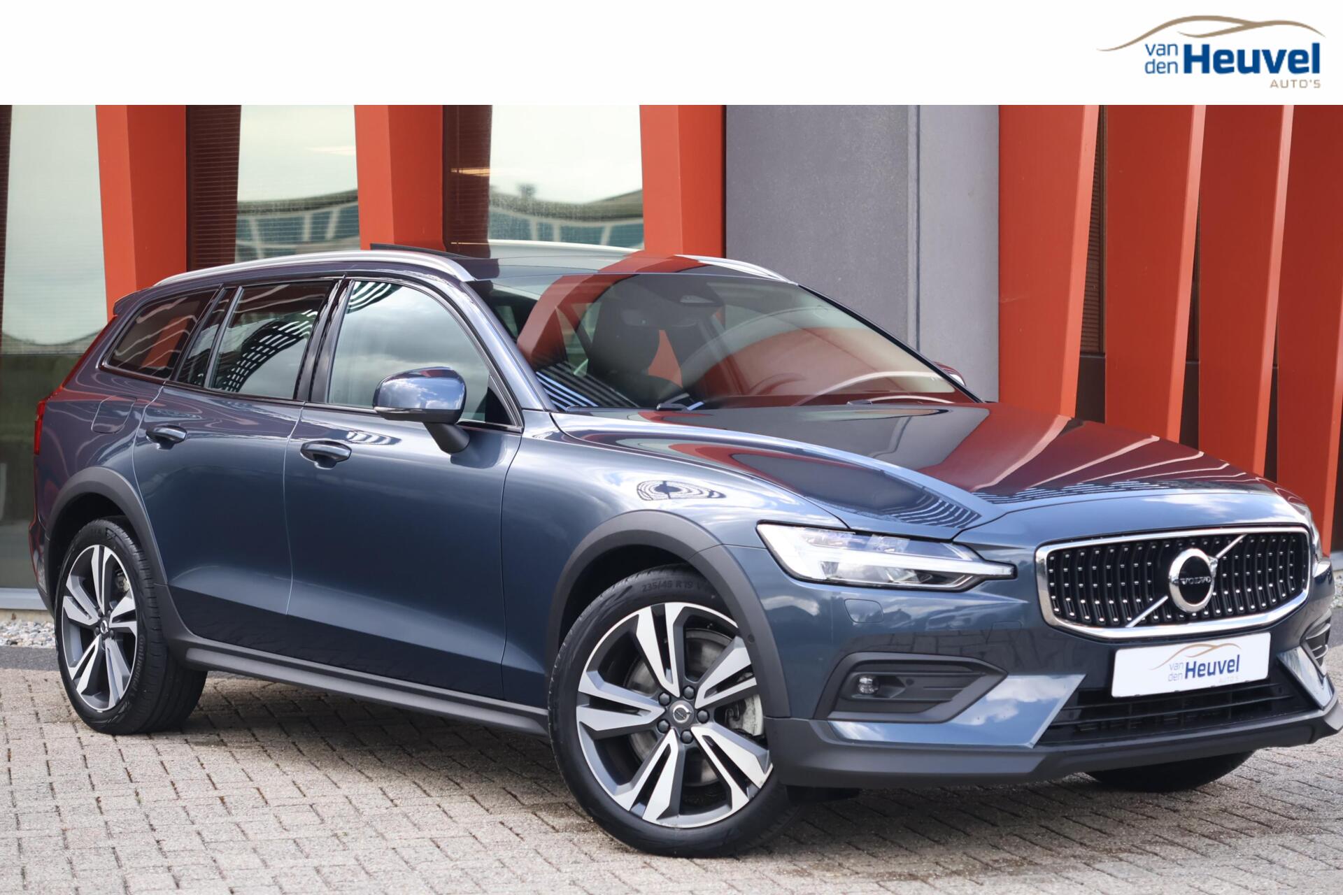 Foto van VOLVO V60 CROSS COUNTRY
