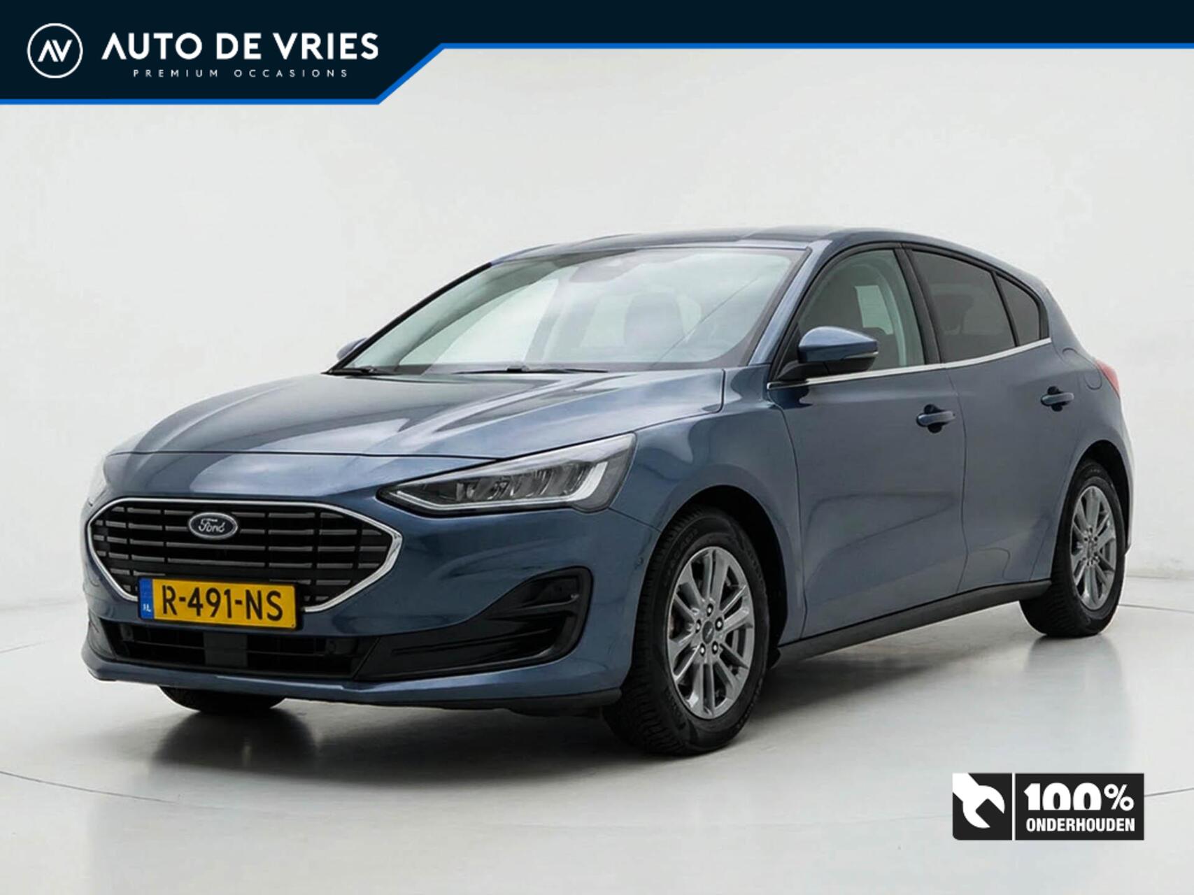 Ford Focus 1.0 EcoBoost Hybrid 125pk 5drs. Titanium | Navigatie | Camera | Winterpakket 2022 - voorkant