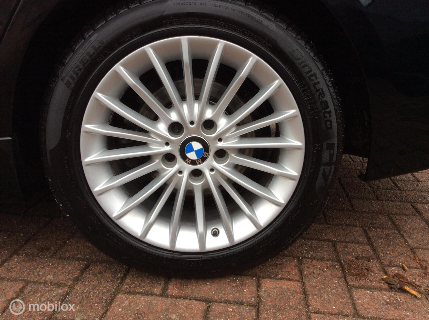 Foto van BMW 318i