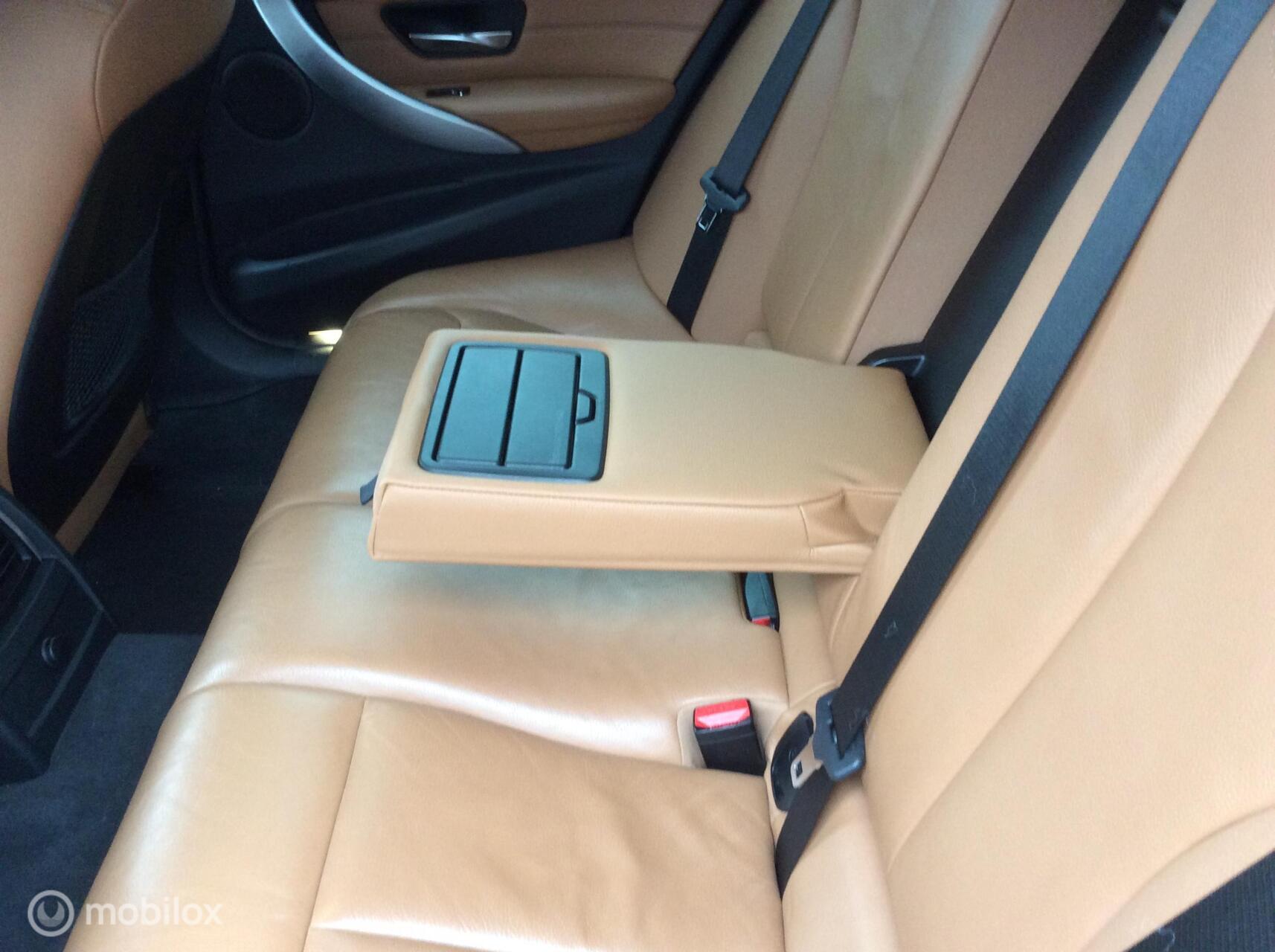 Foto van BMW 318i