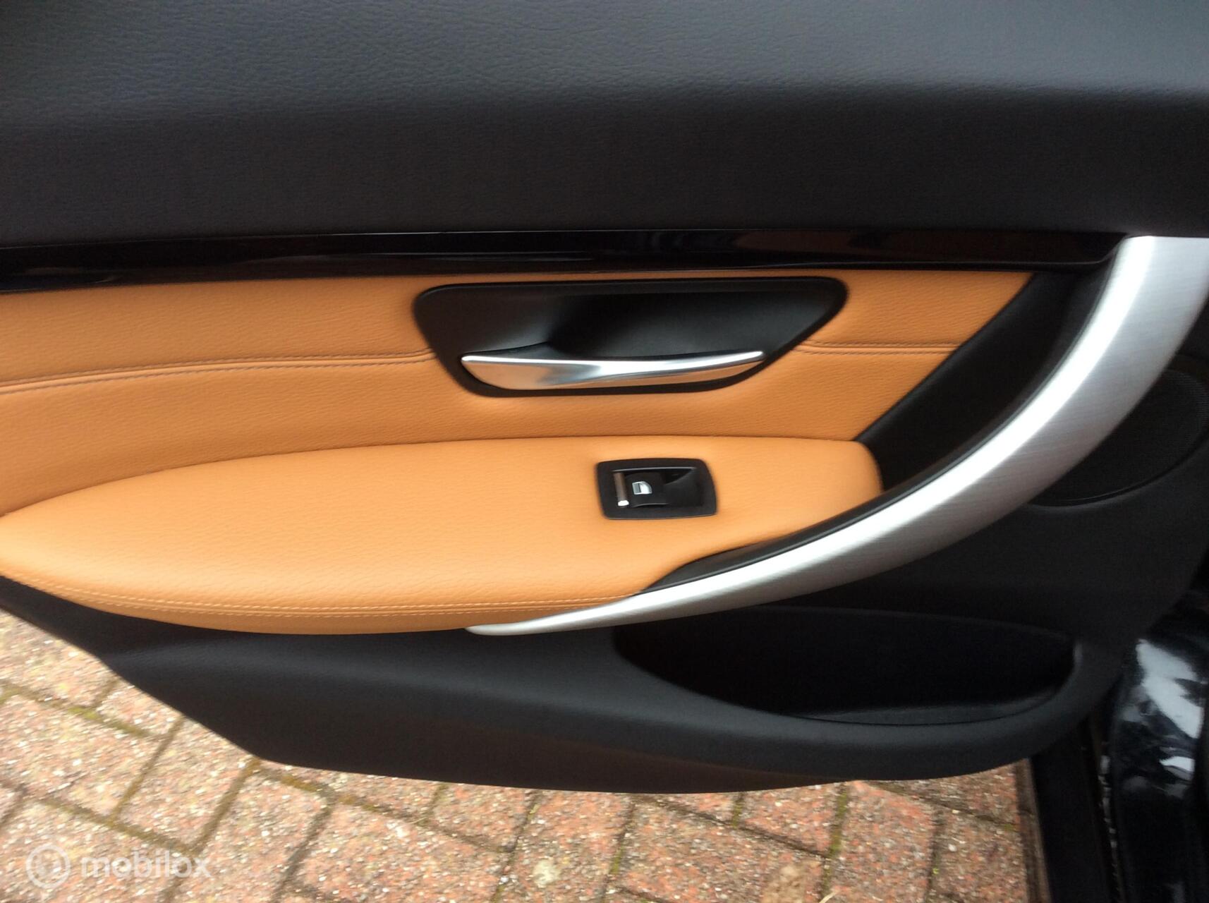 Foto van BMW 318i