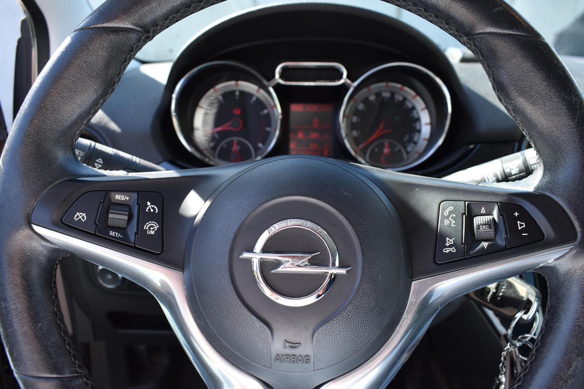 Foto van Opel Adam