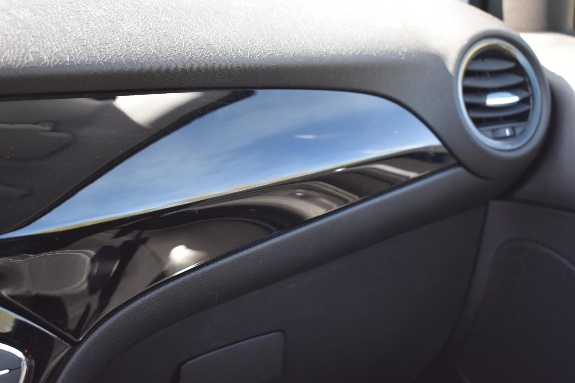 Foto van Opel Adam