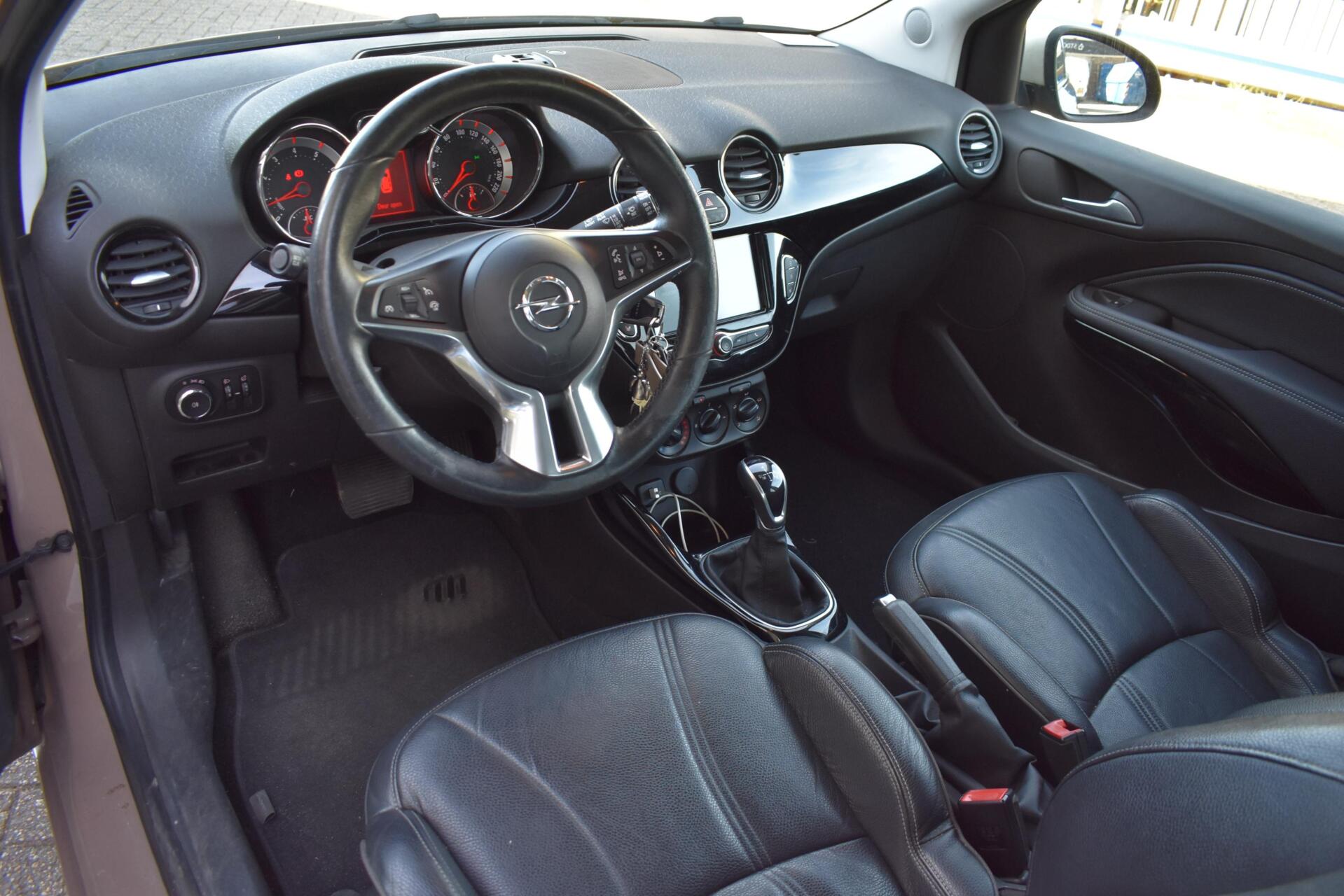Foto van Opel Adam