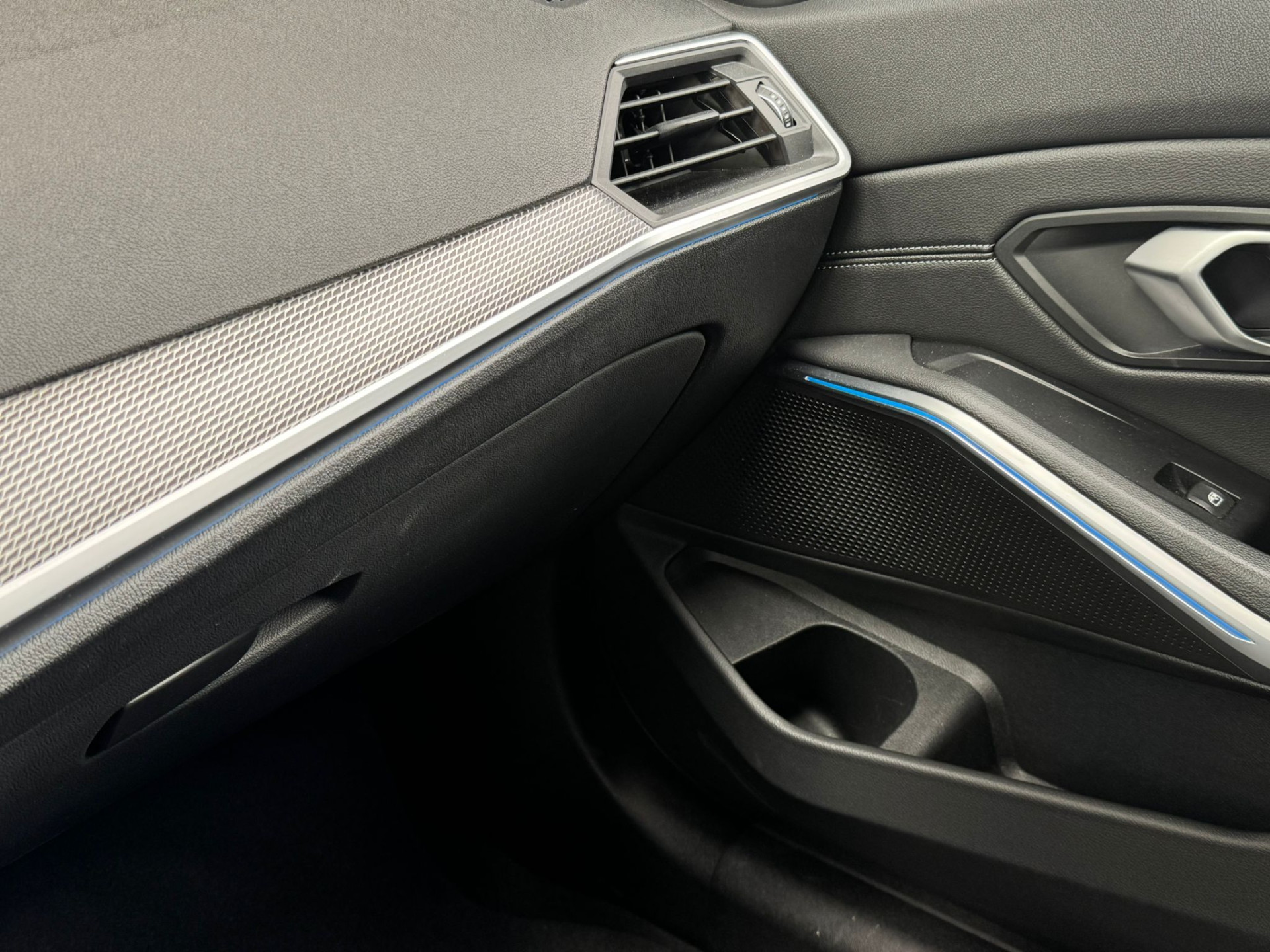 Foto van BMW 330e