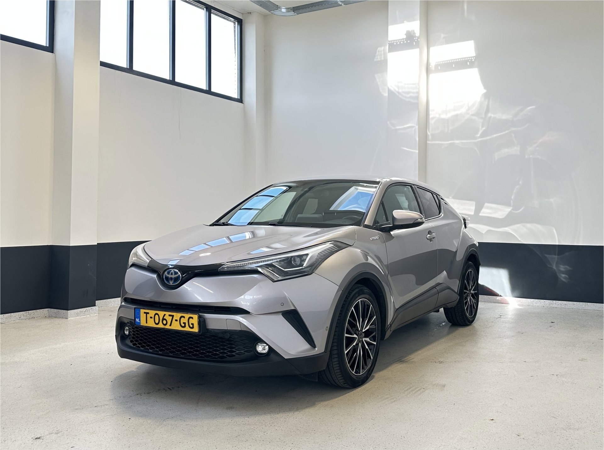Foto van Toyota Toyota C-hr