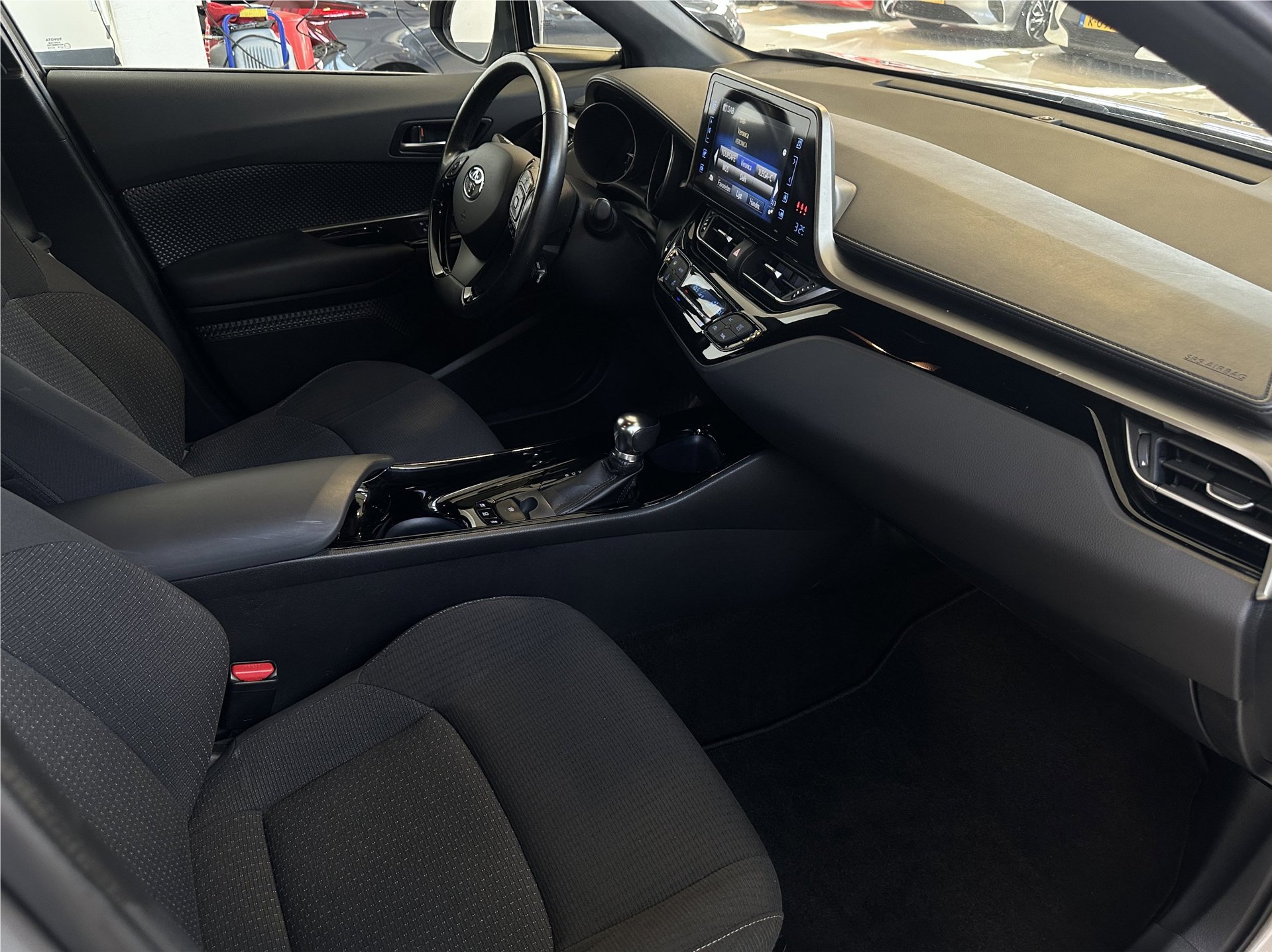 Foto van Toyota Toyota C-hr