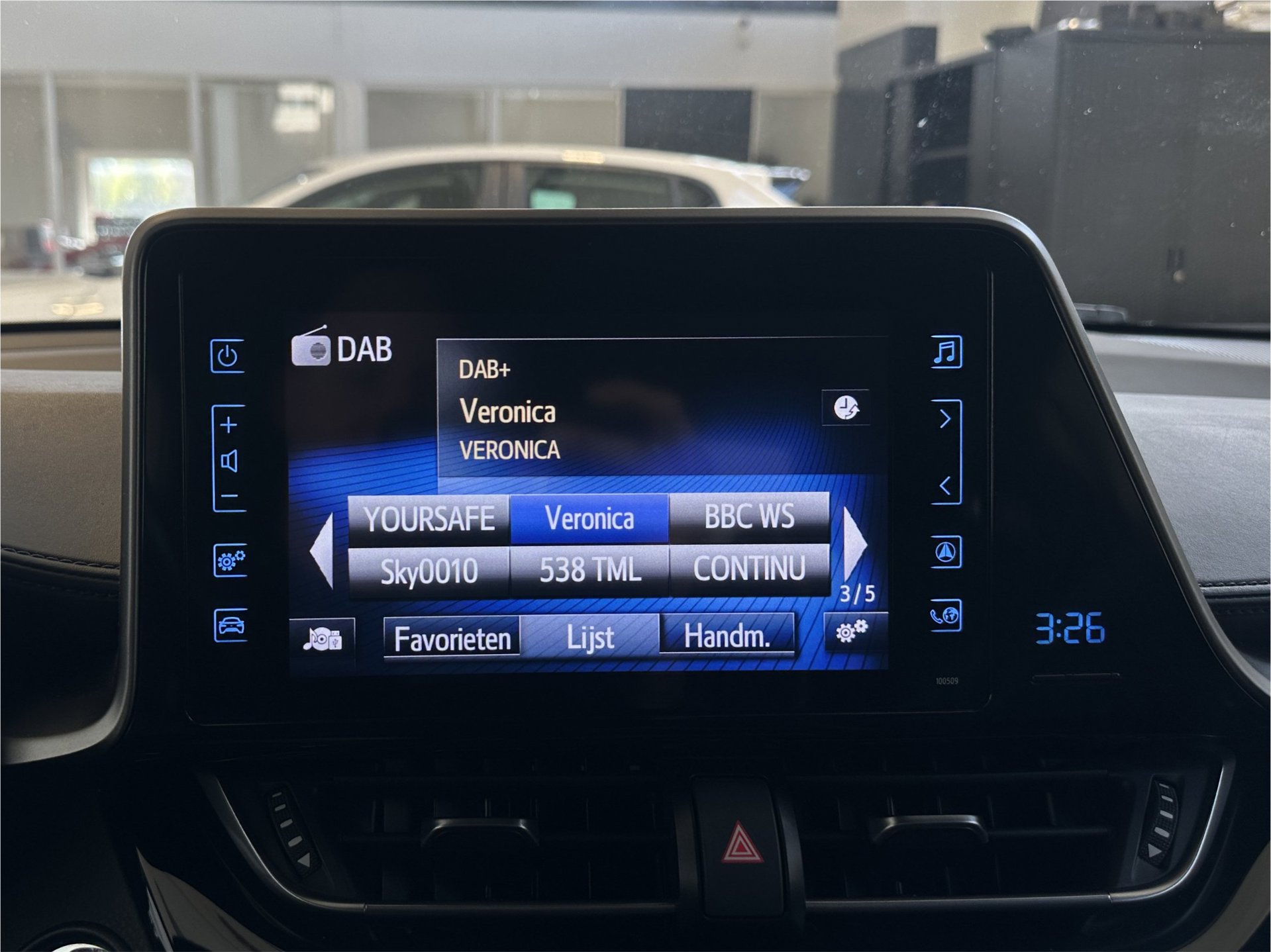 Foto van Toyota Toyota C-hr