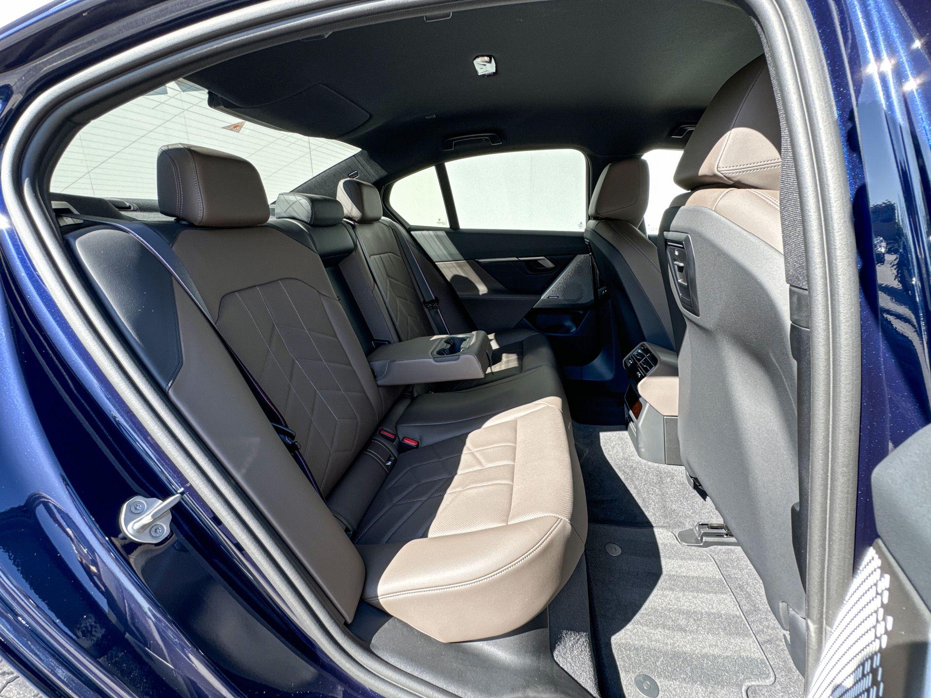 Foto van BMW I5 Edrive40