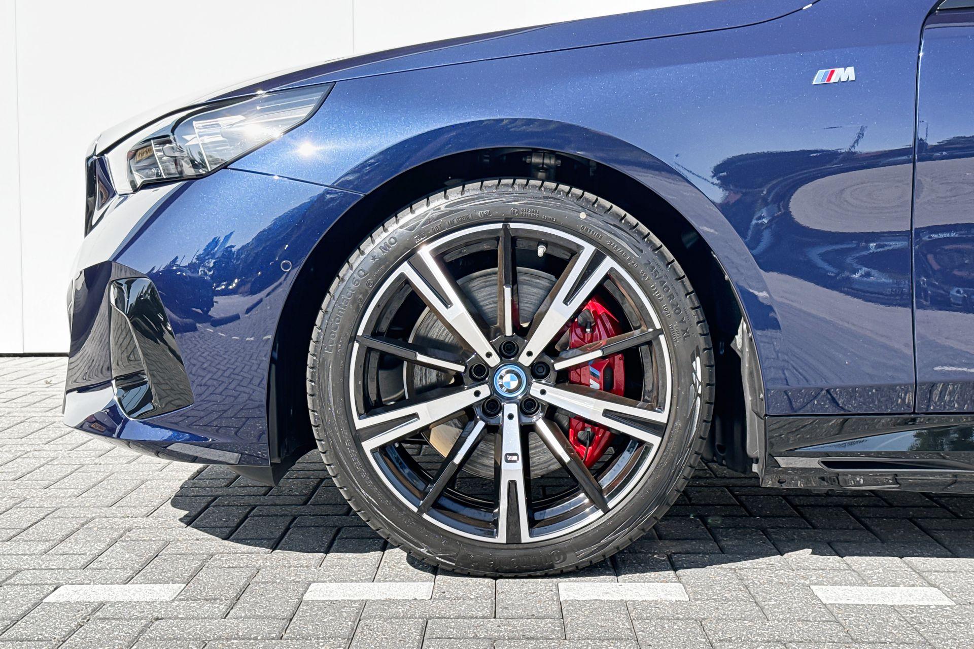 Foto van BMW I5 Edrive40