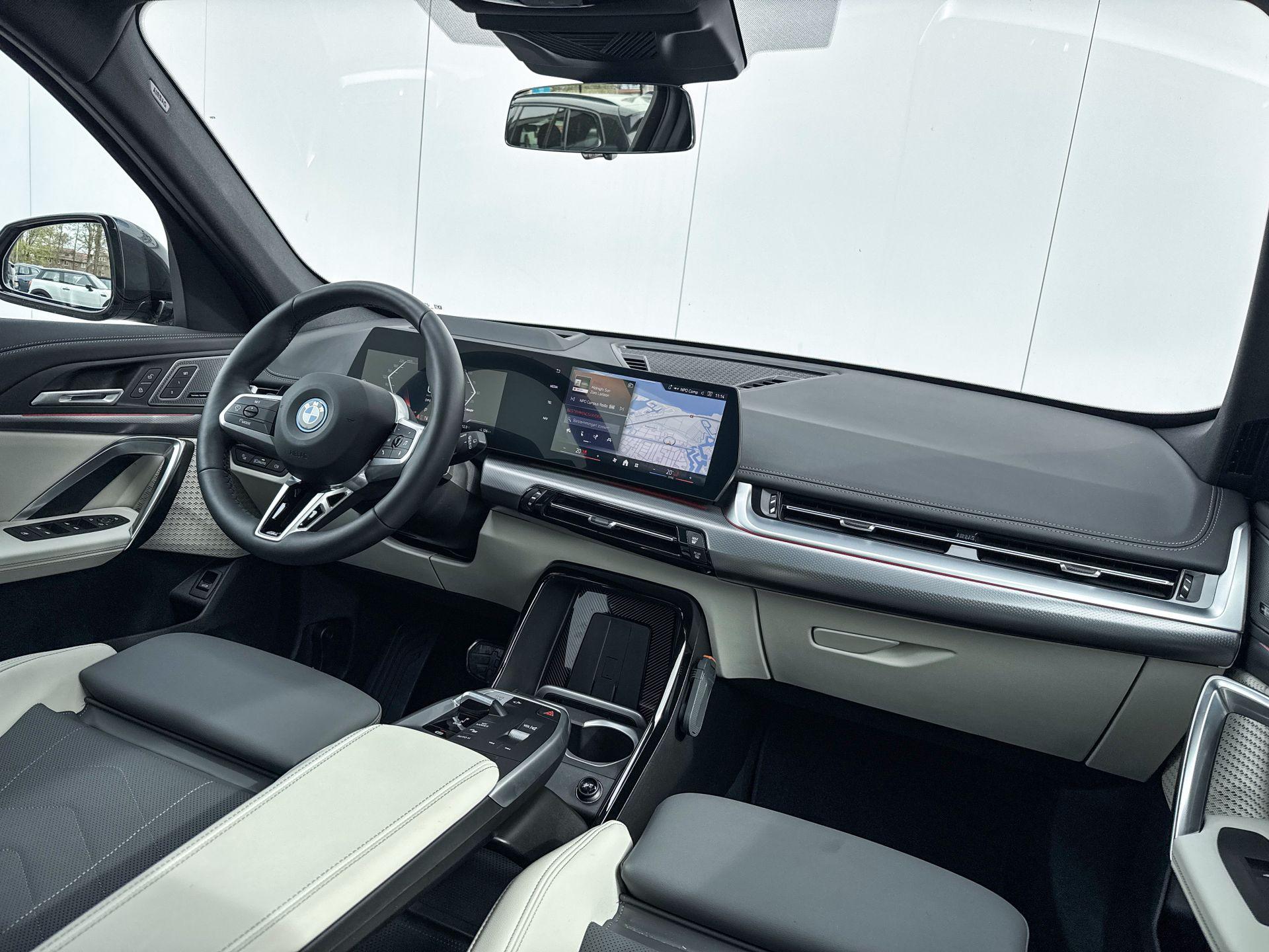 Foto van BMW Ix1 Edrive20