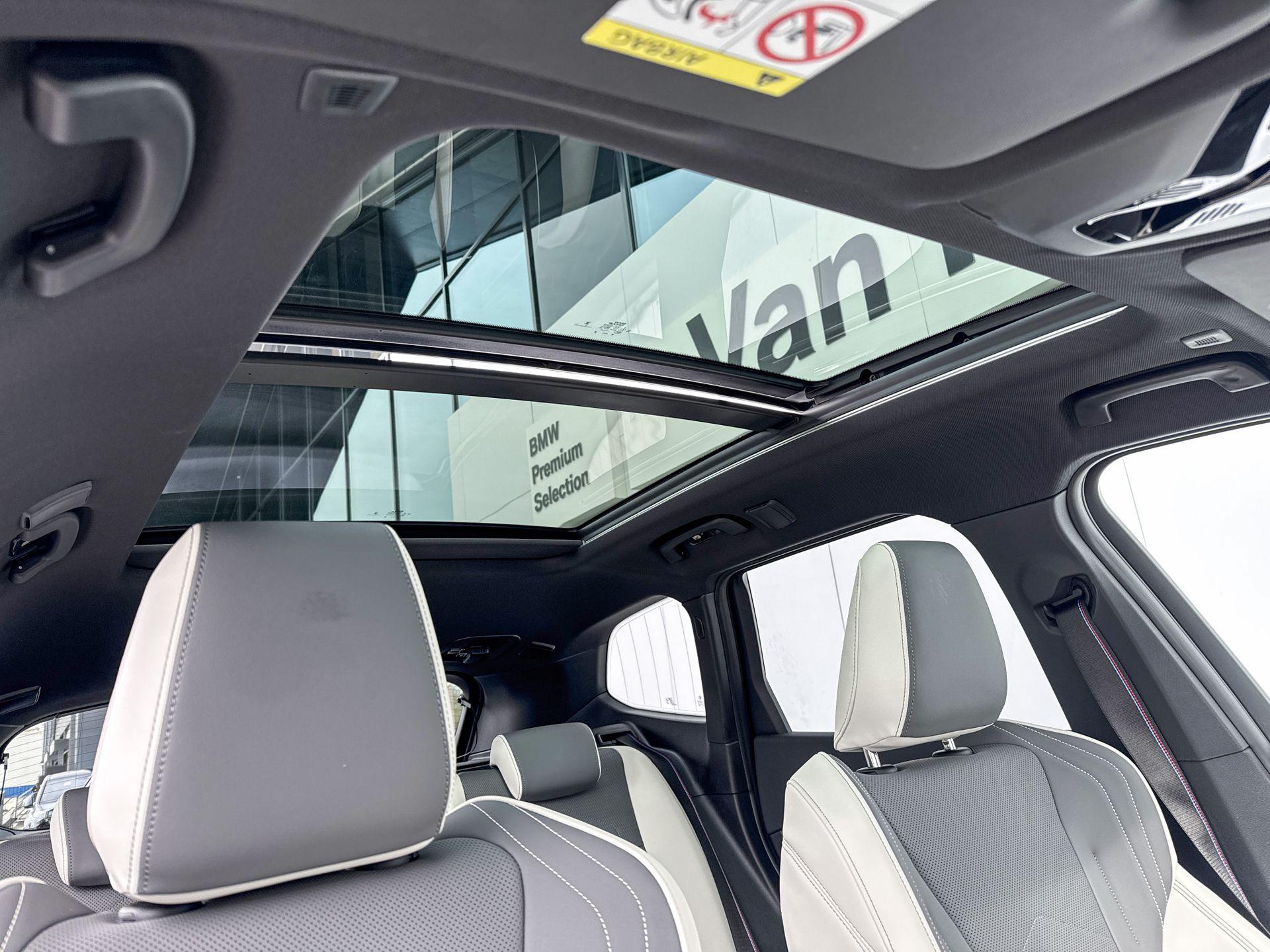 Foto van BMW Ix1 Edrive20
