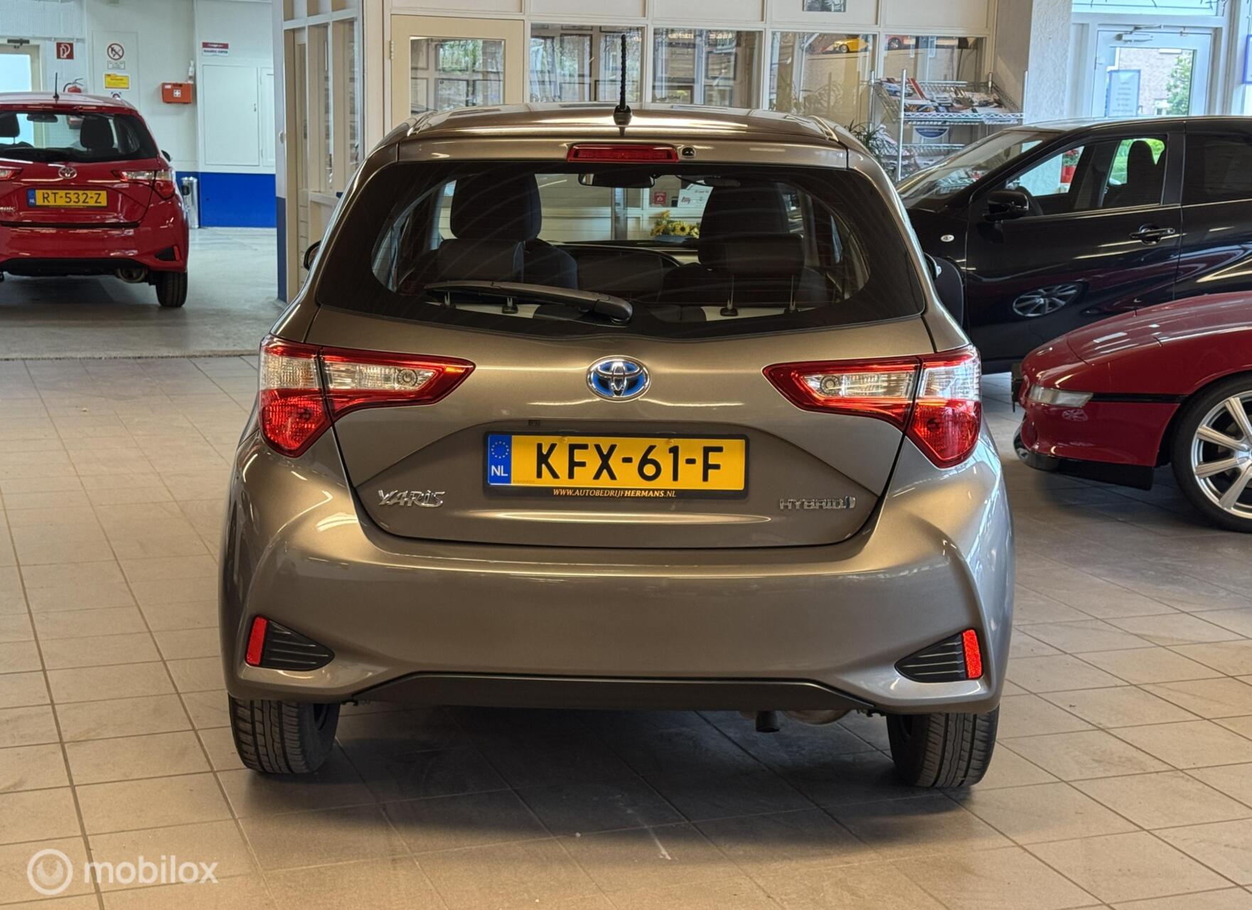 Foto van Toyota Toyota Yaris Hybrid