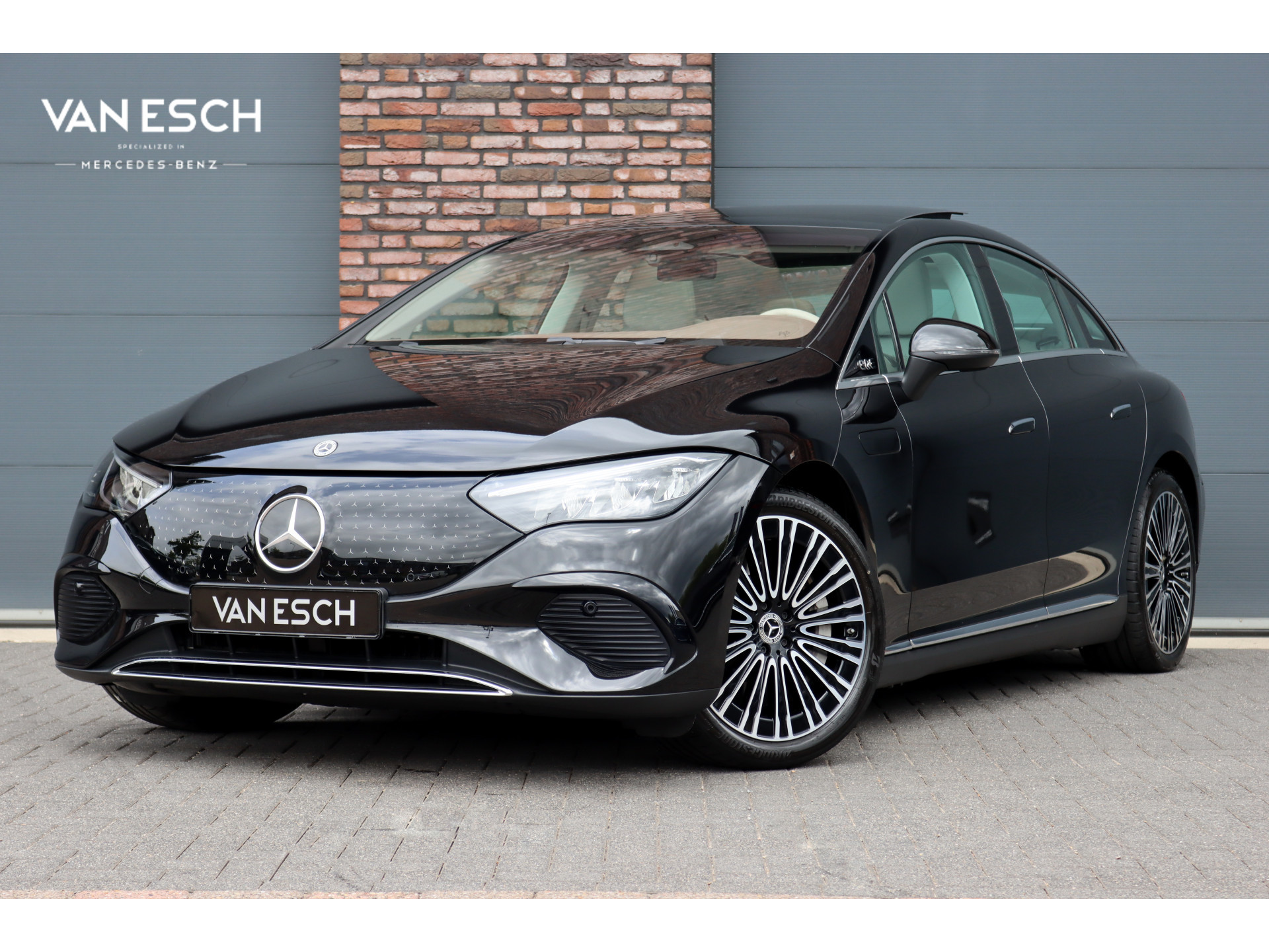 Foto van Mercedes-Benz EQE